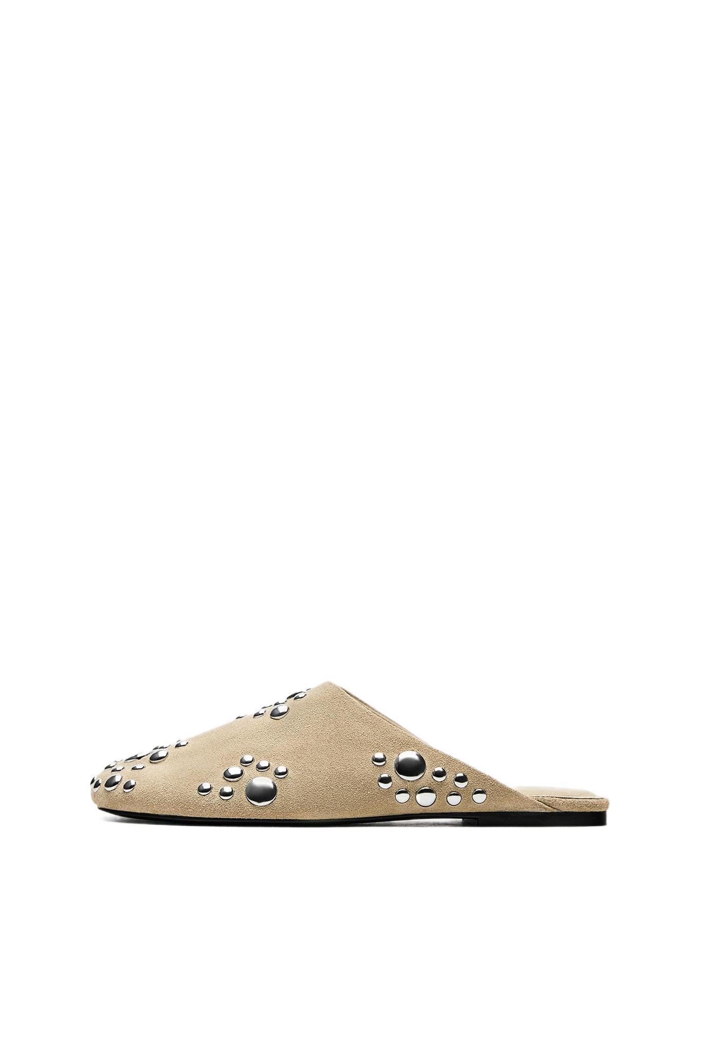 Studded leather mules — Sand