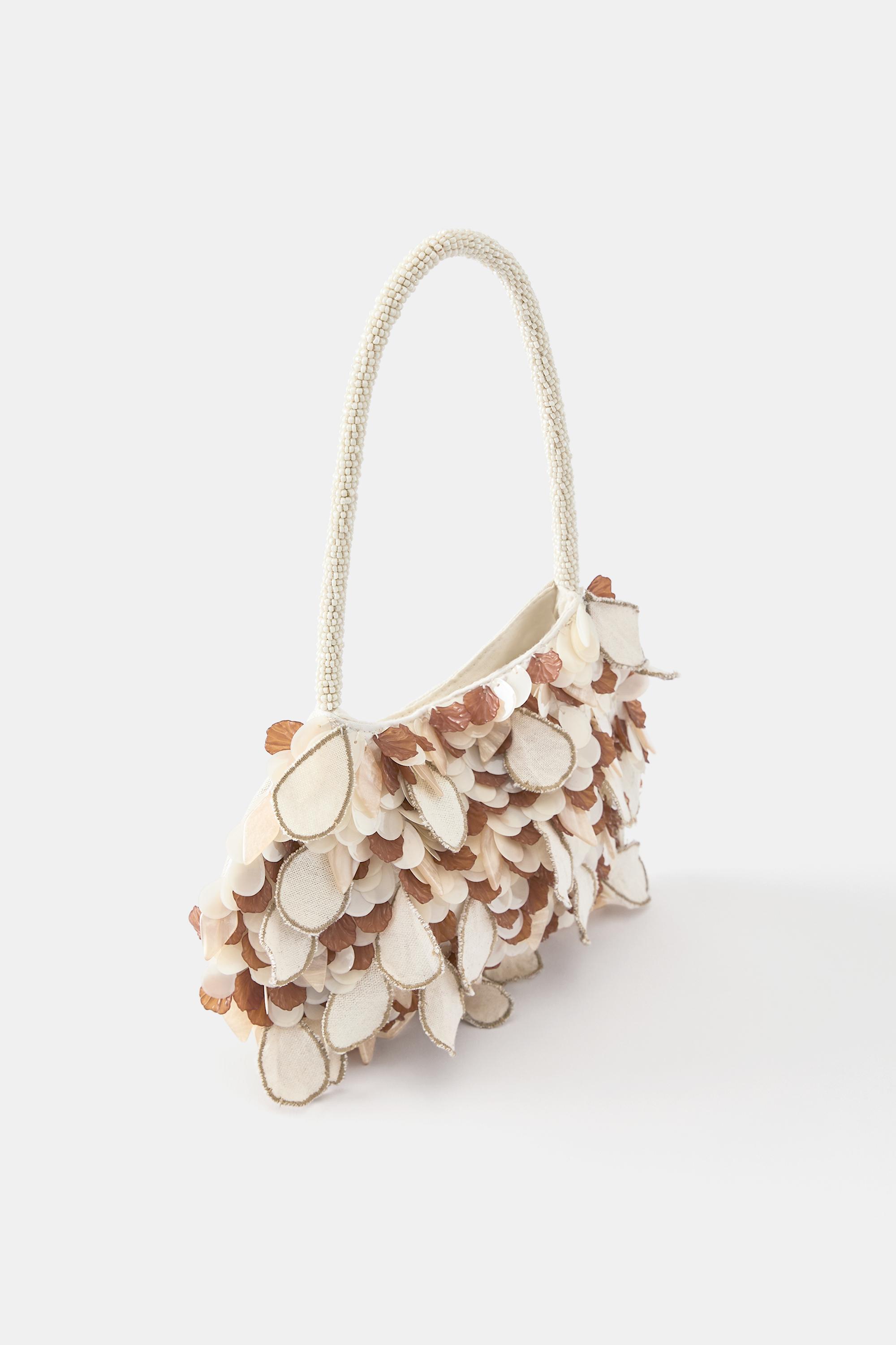 Beaded shoulder bag — Ecru