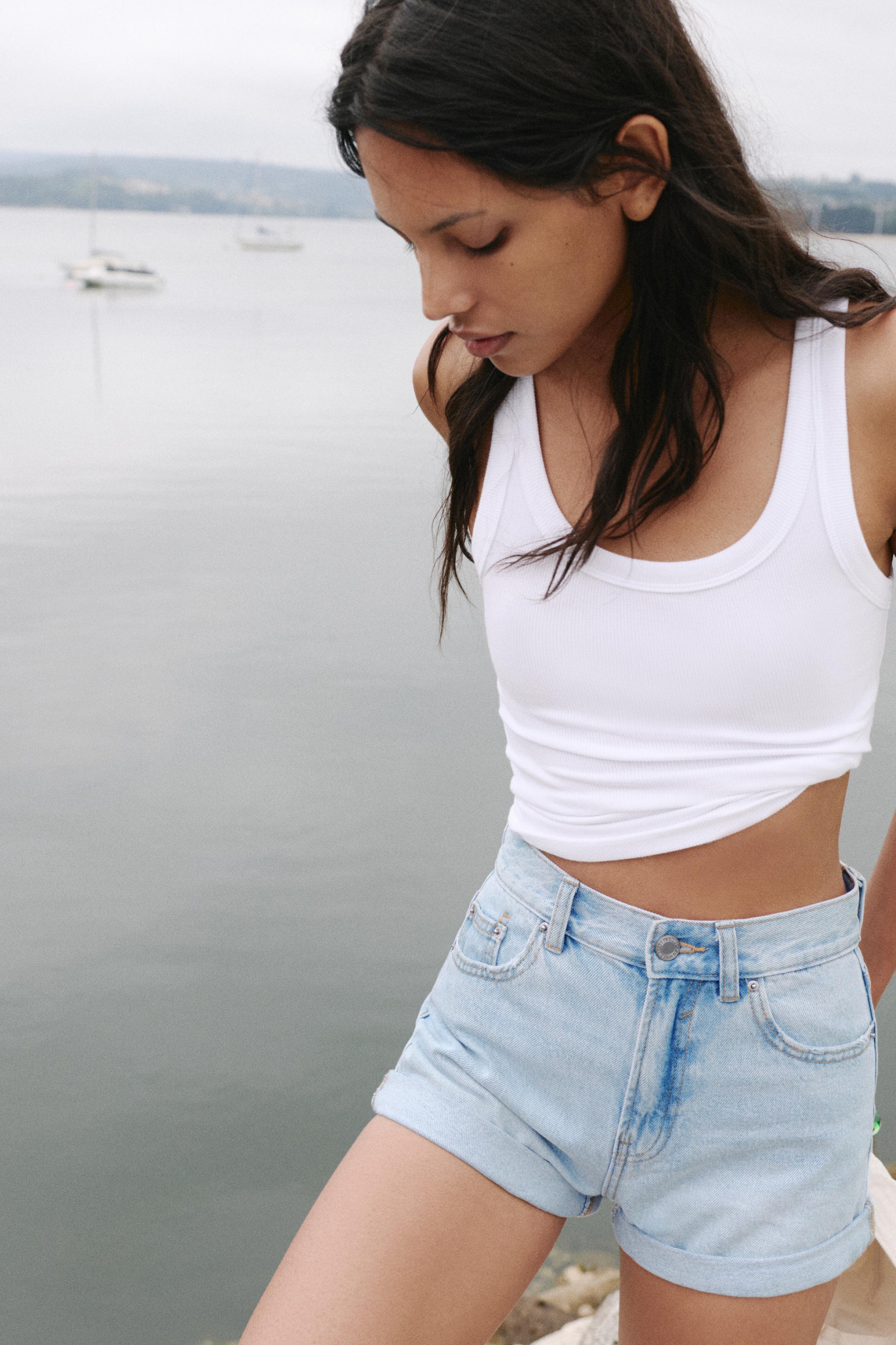 Denim mom fit shorts with turn-up hems — Pale blue