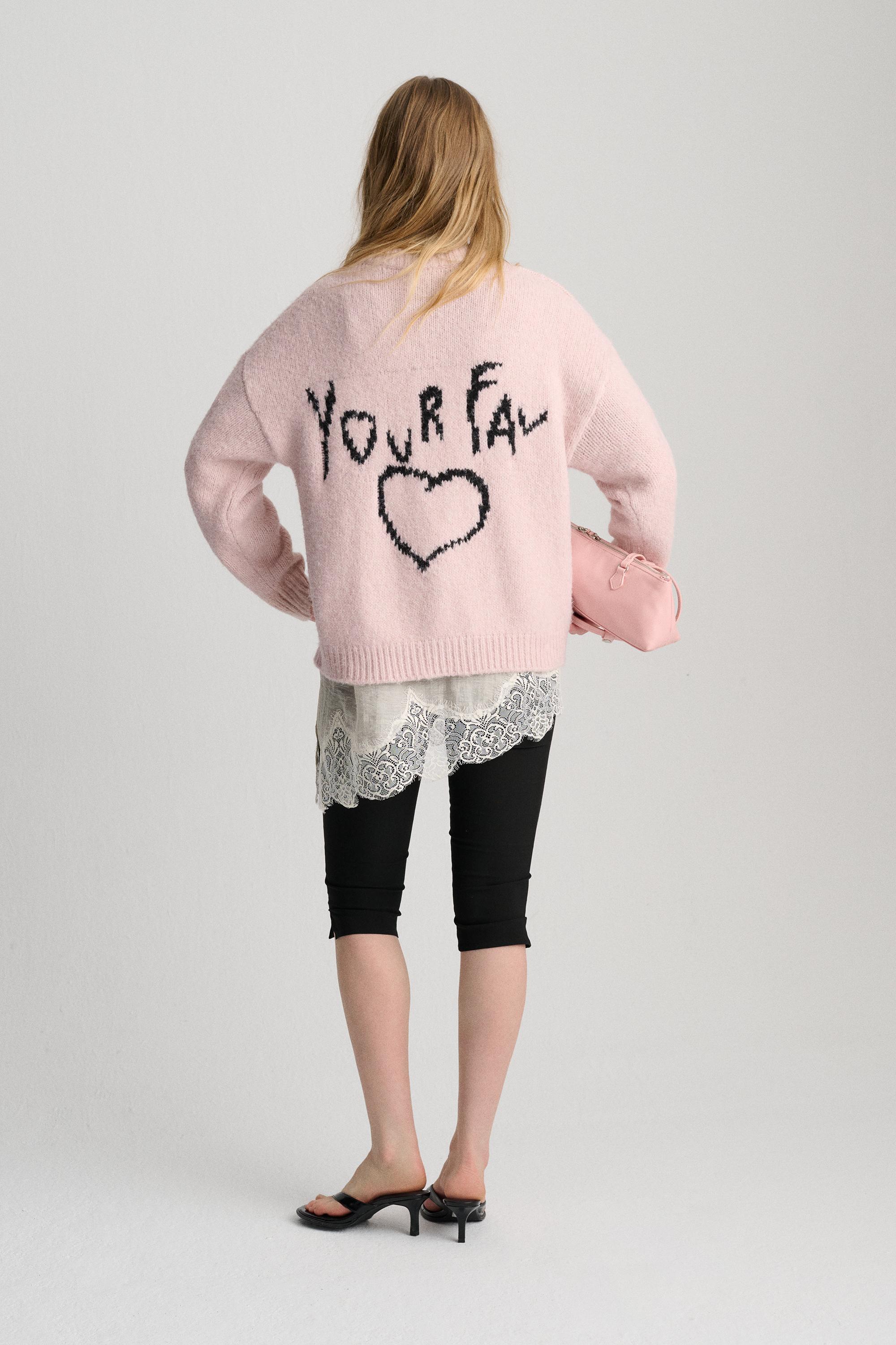 Pembe nakışlı kalp desenli kazak - Görsel 14