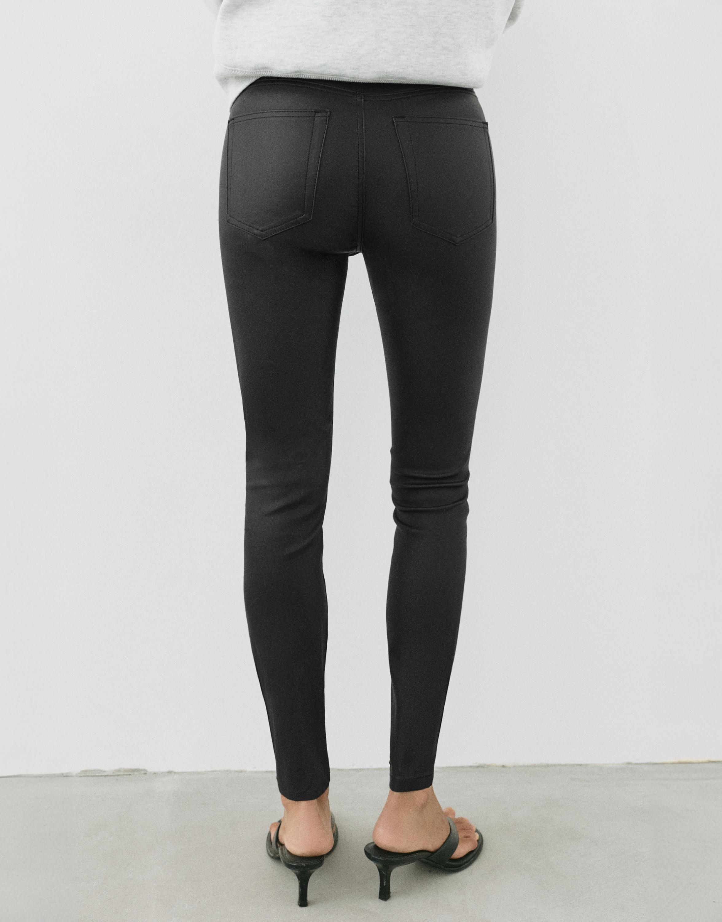 Leather effect skinny trousers — Black