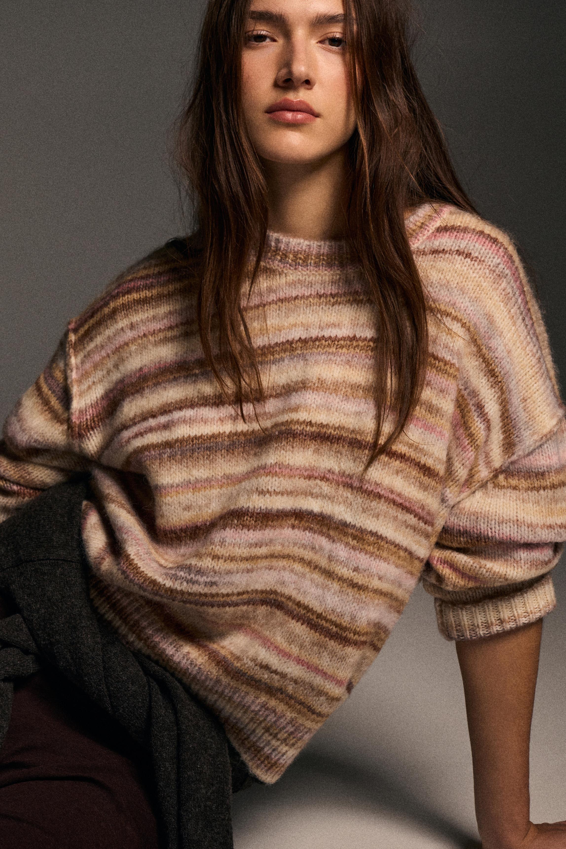 Striped sweater — Sand