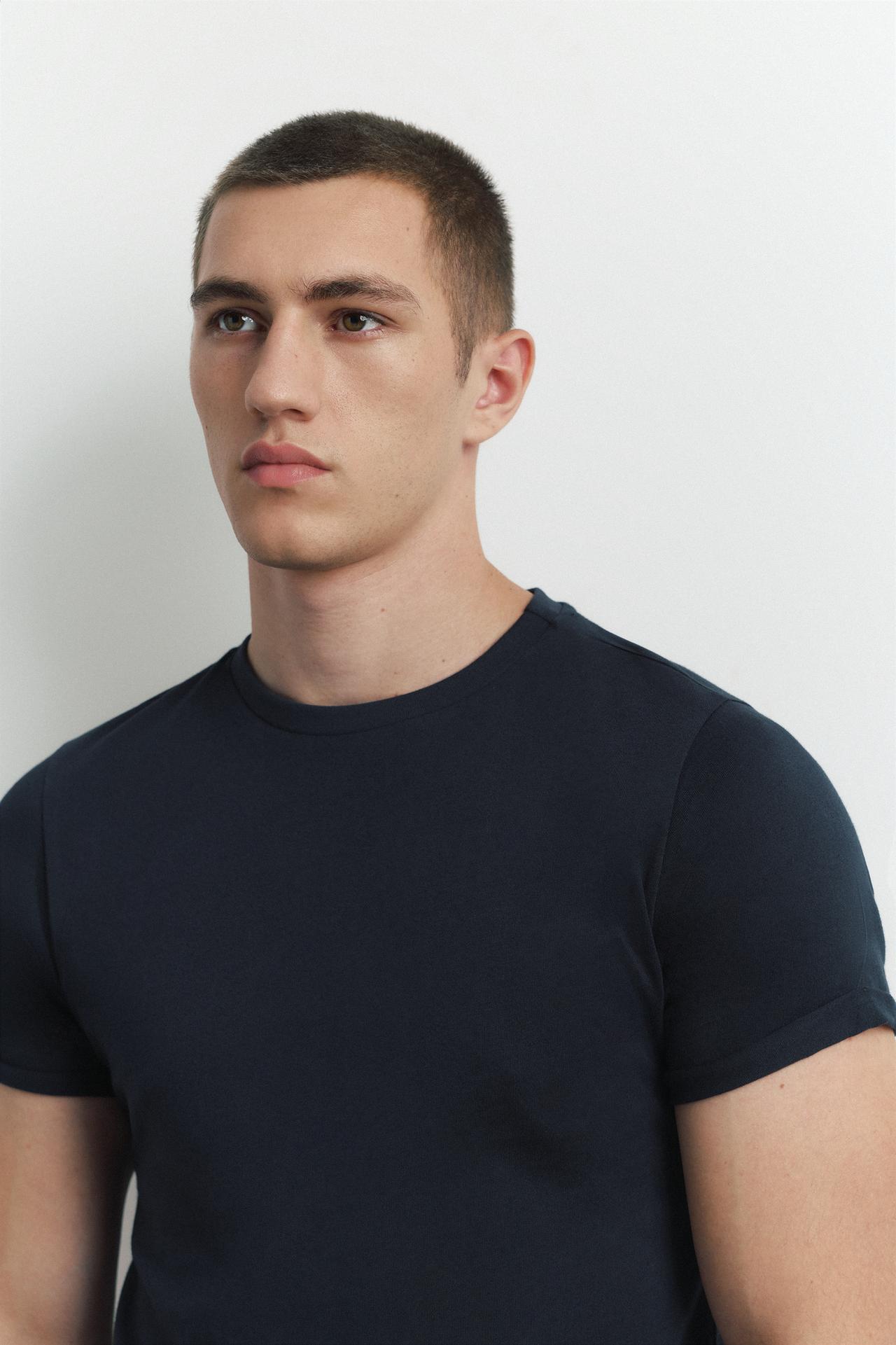 Muscle fit T-shirt — Navy