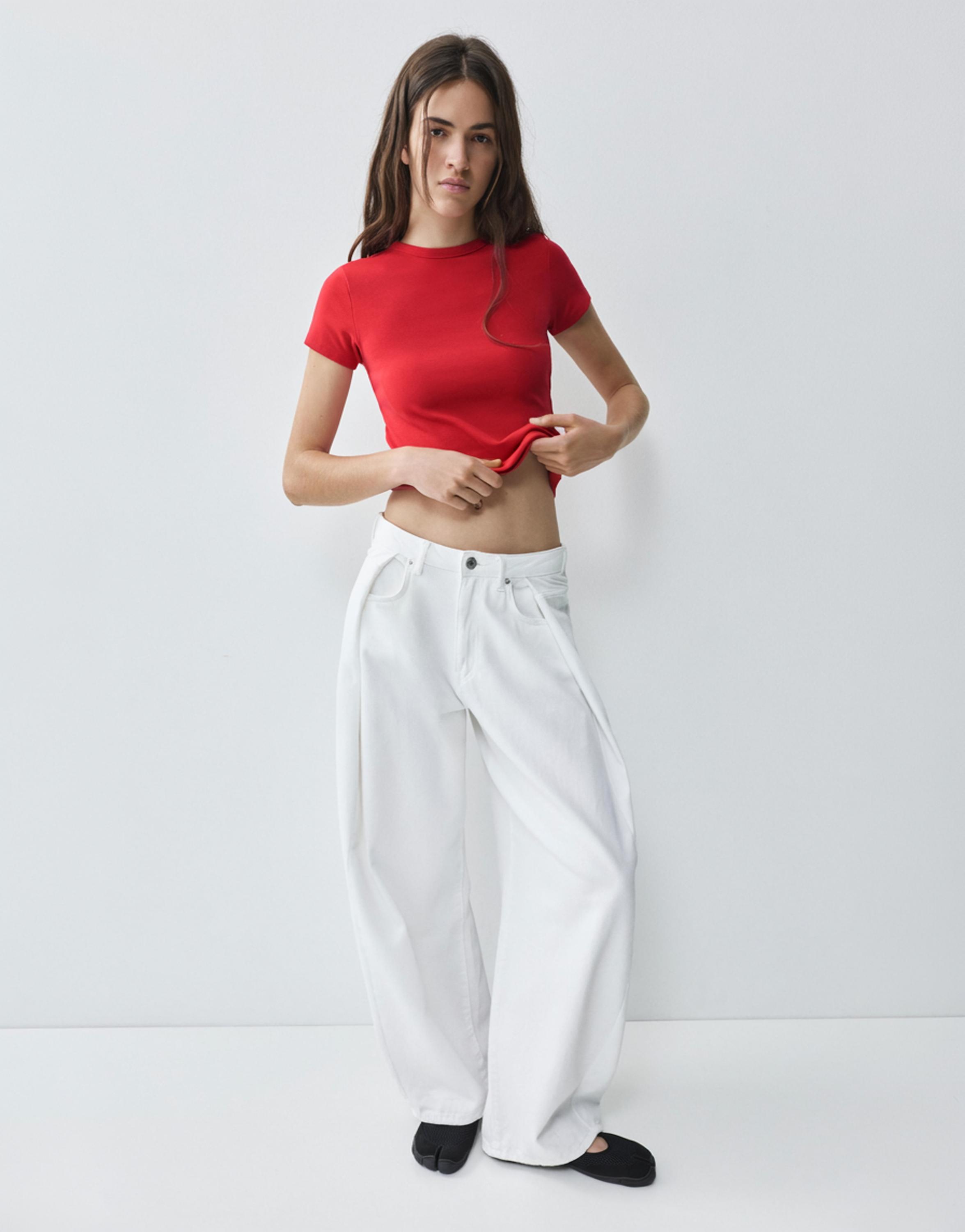 Fitted short sleeve T-shirt — Red