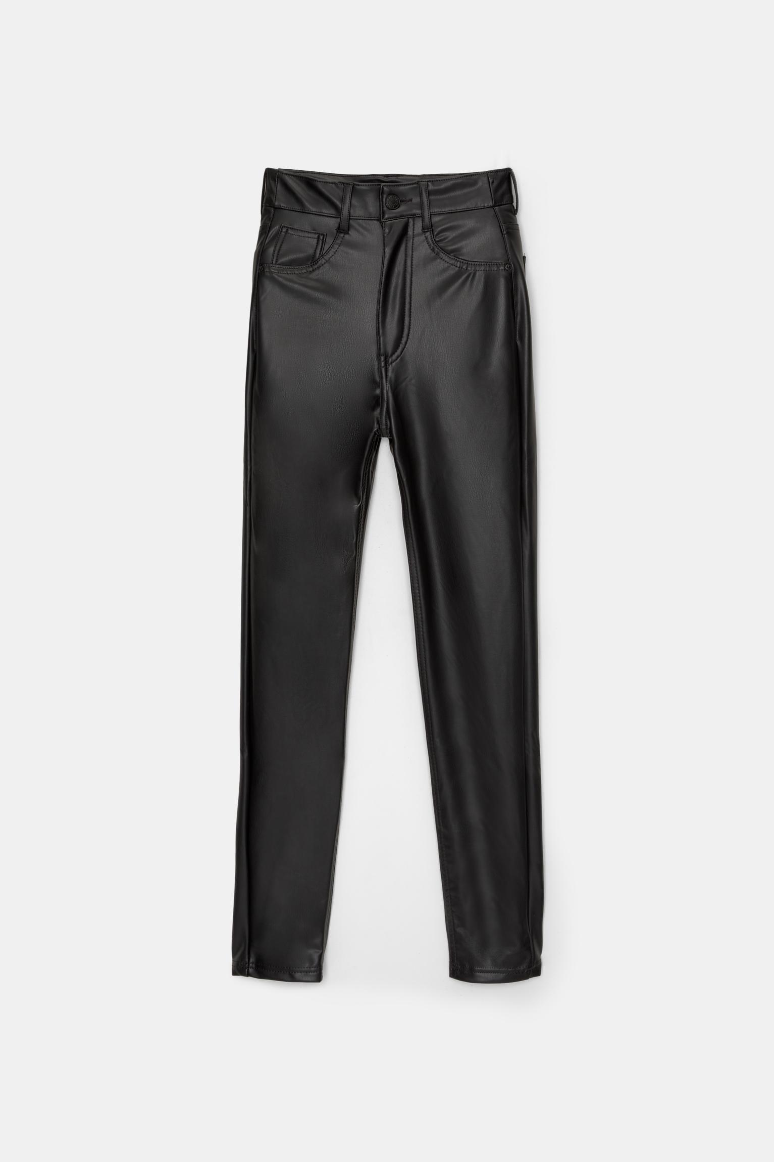 Skinny faux leather pants pull bear