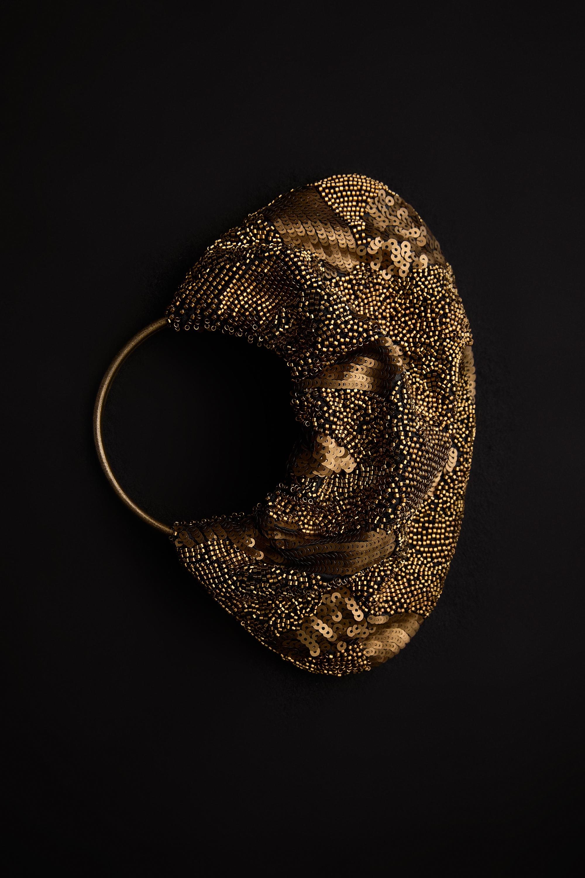 Metalik saplı boncuklu çanta - Görsel 12