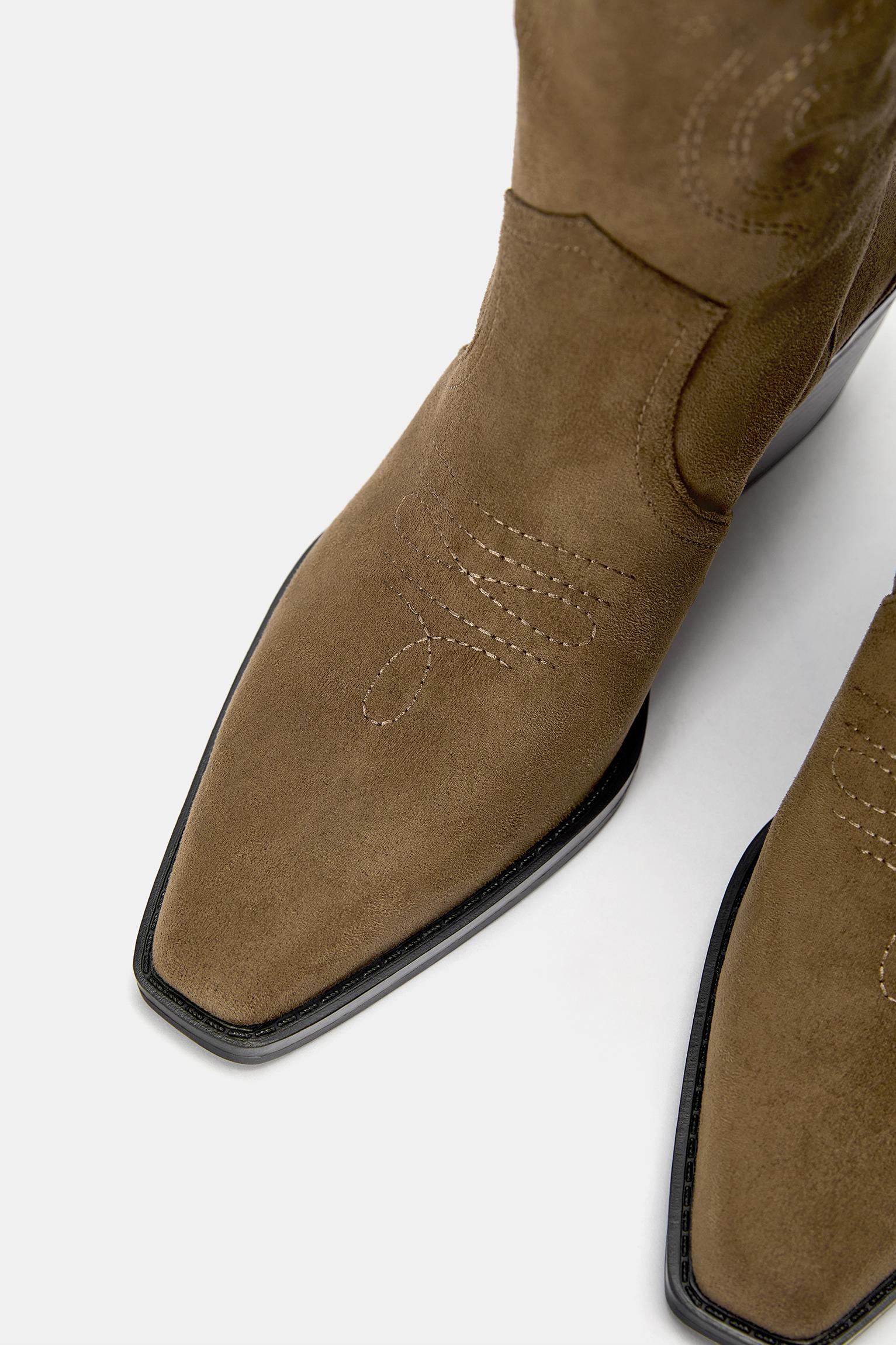 Cowboy boots — Brown