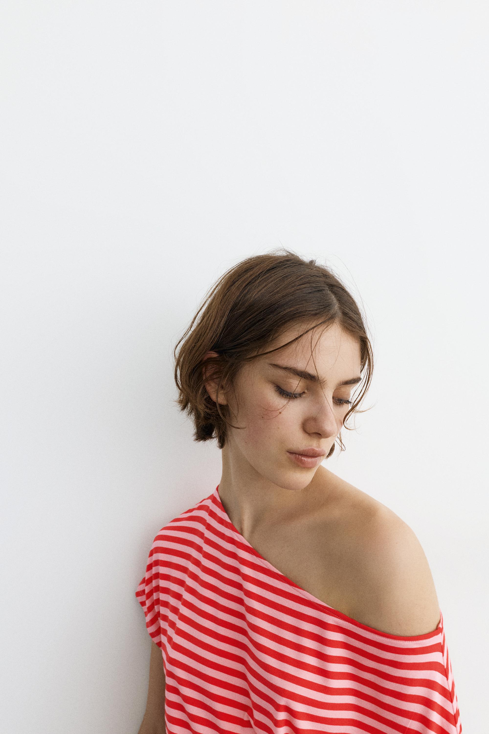 Short asymmetric dress — Striped