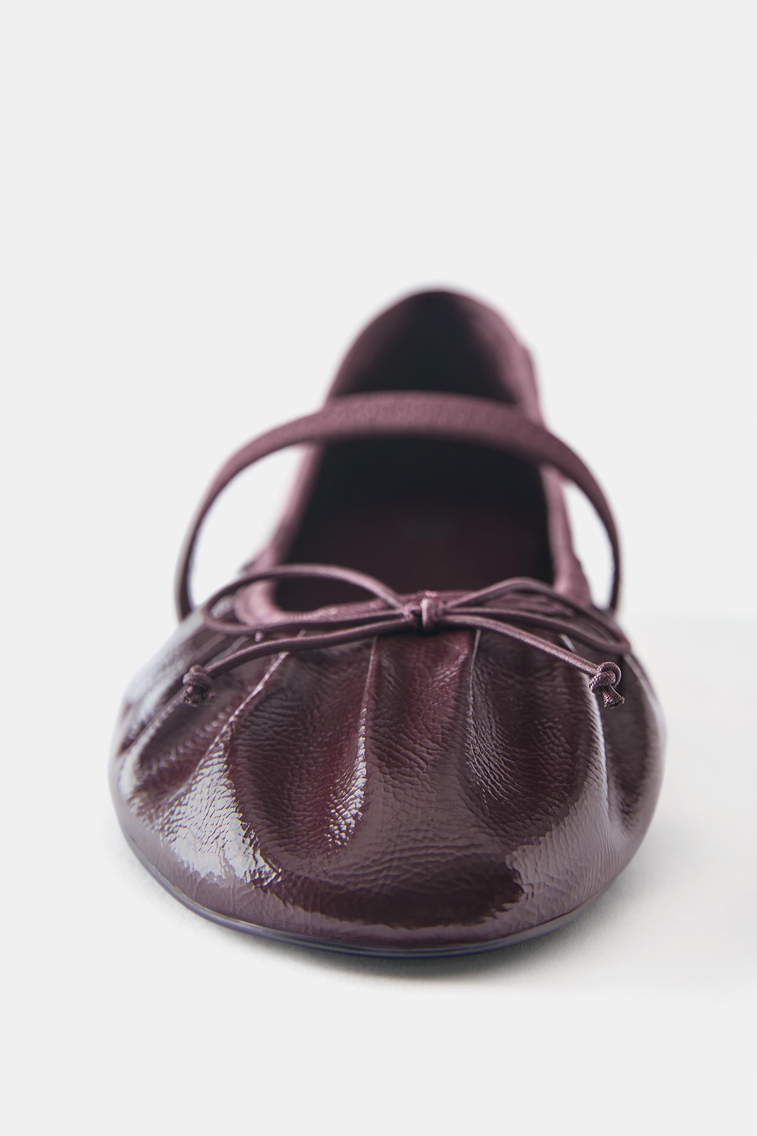 Gathered ballerina pumps — Maroon