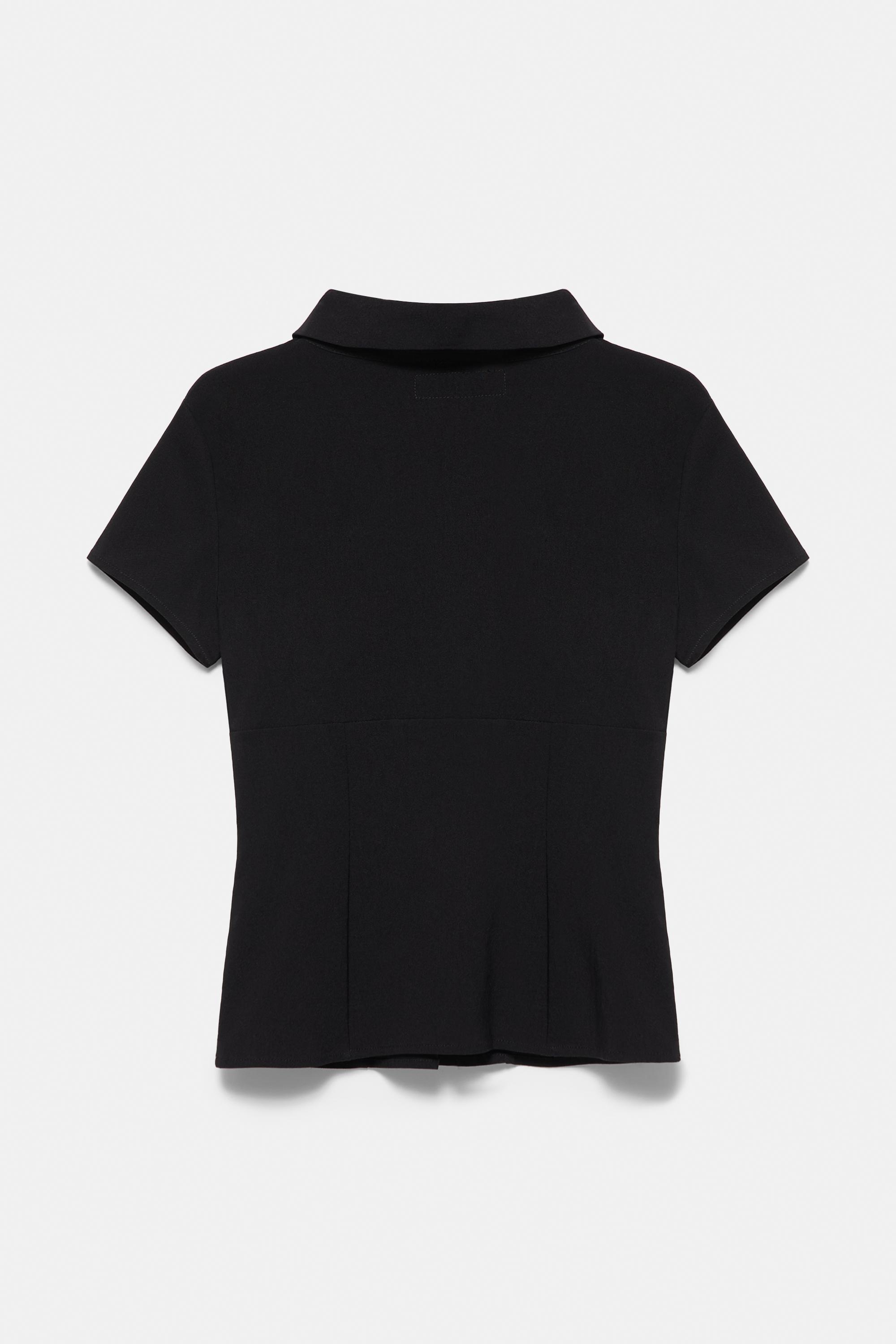 Short sleeve cut-out top — Black