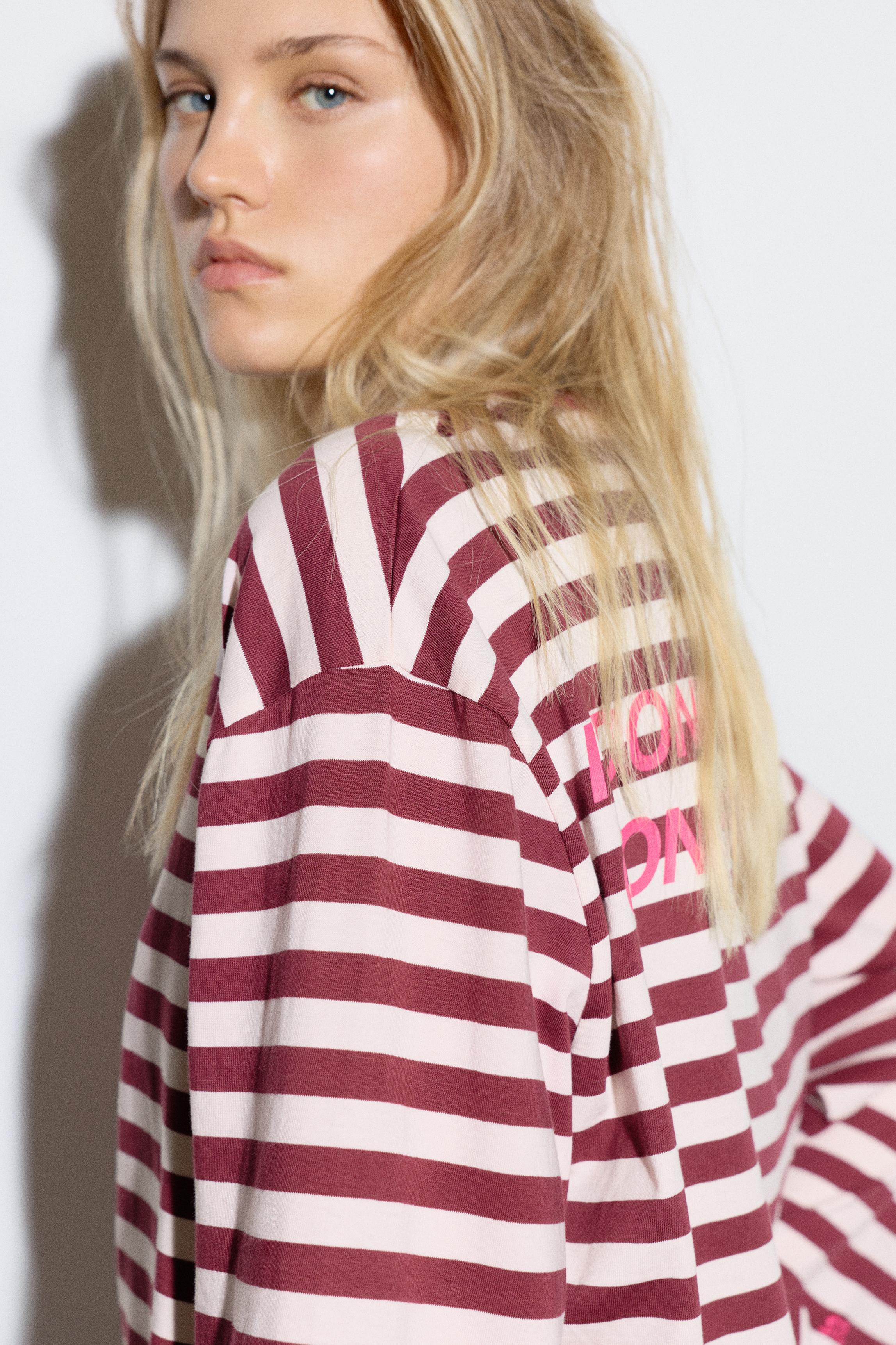Oversize striped slogan T-shirt — Pale pink