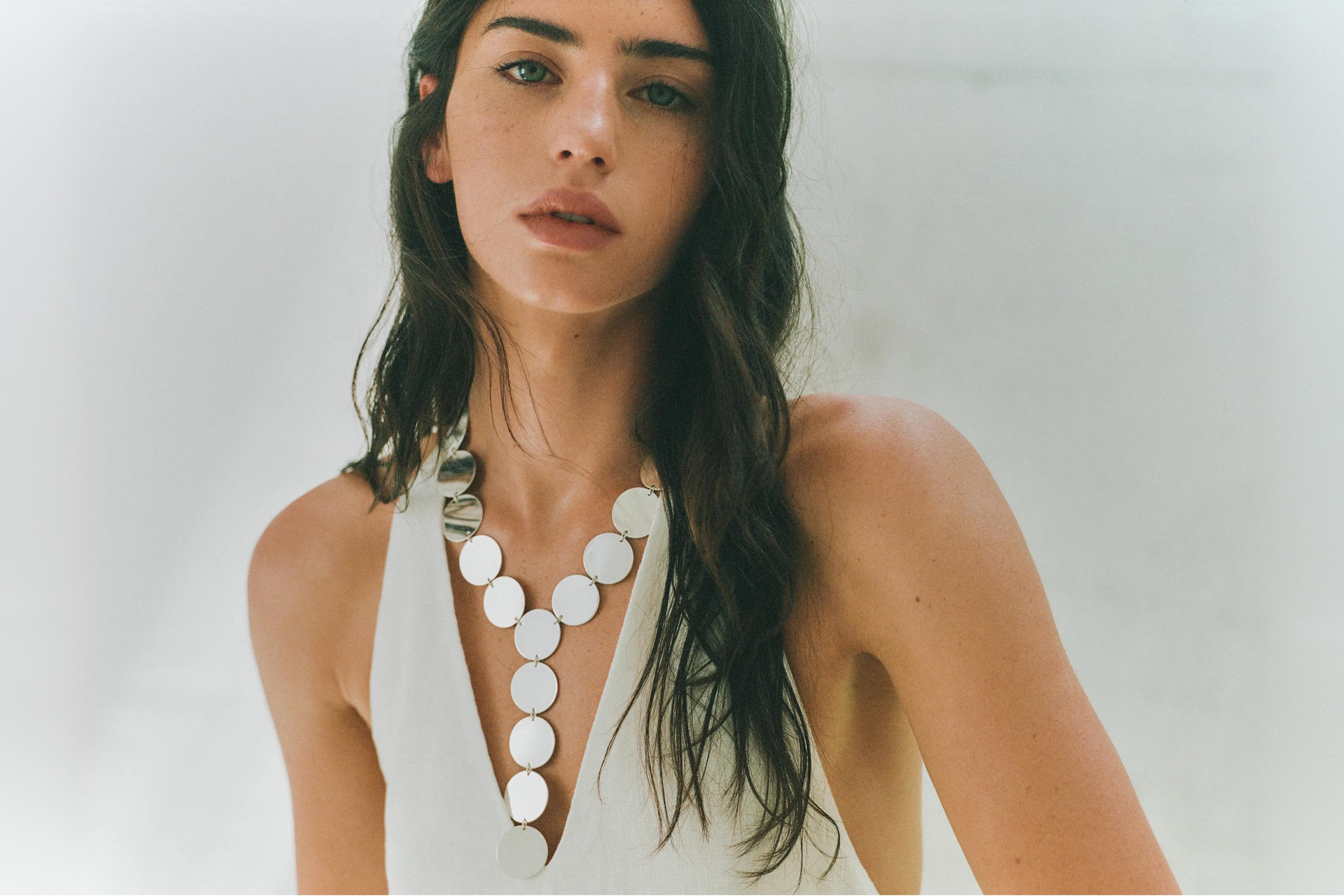 Circular lariat necklace — Silver