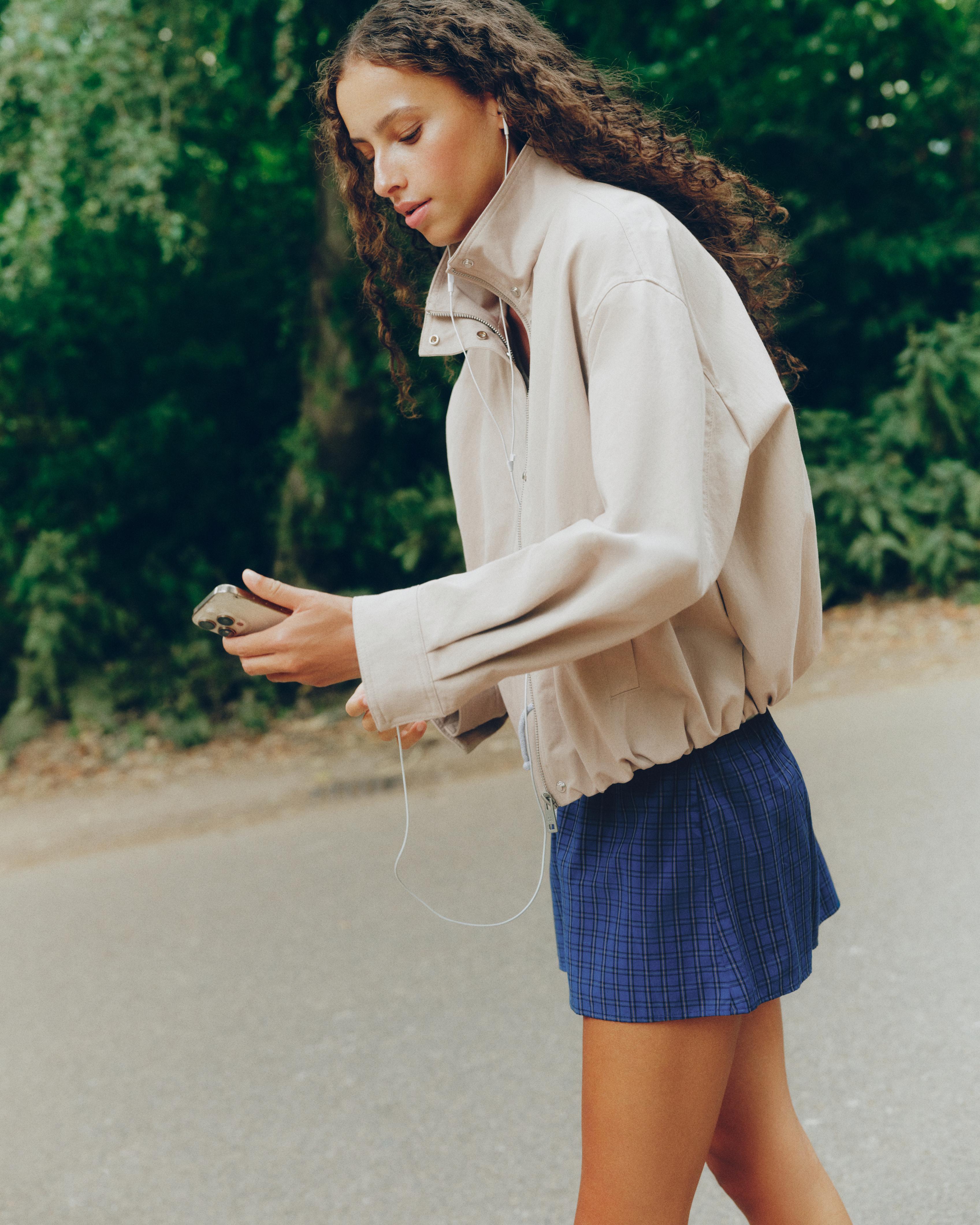 Oversize high-neck jacket — Sand