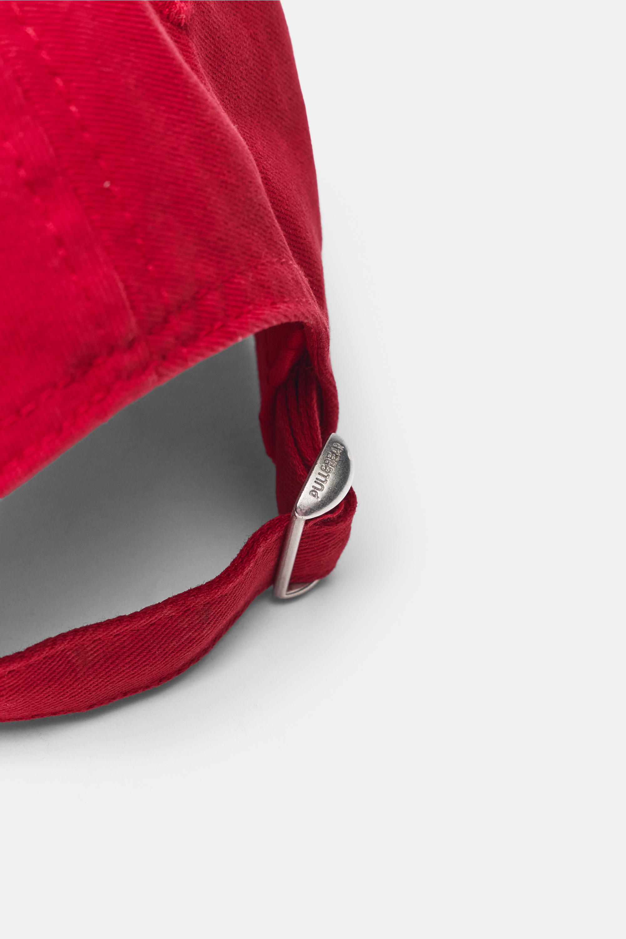 Synced graphic cap — Red