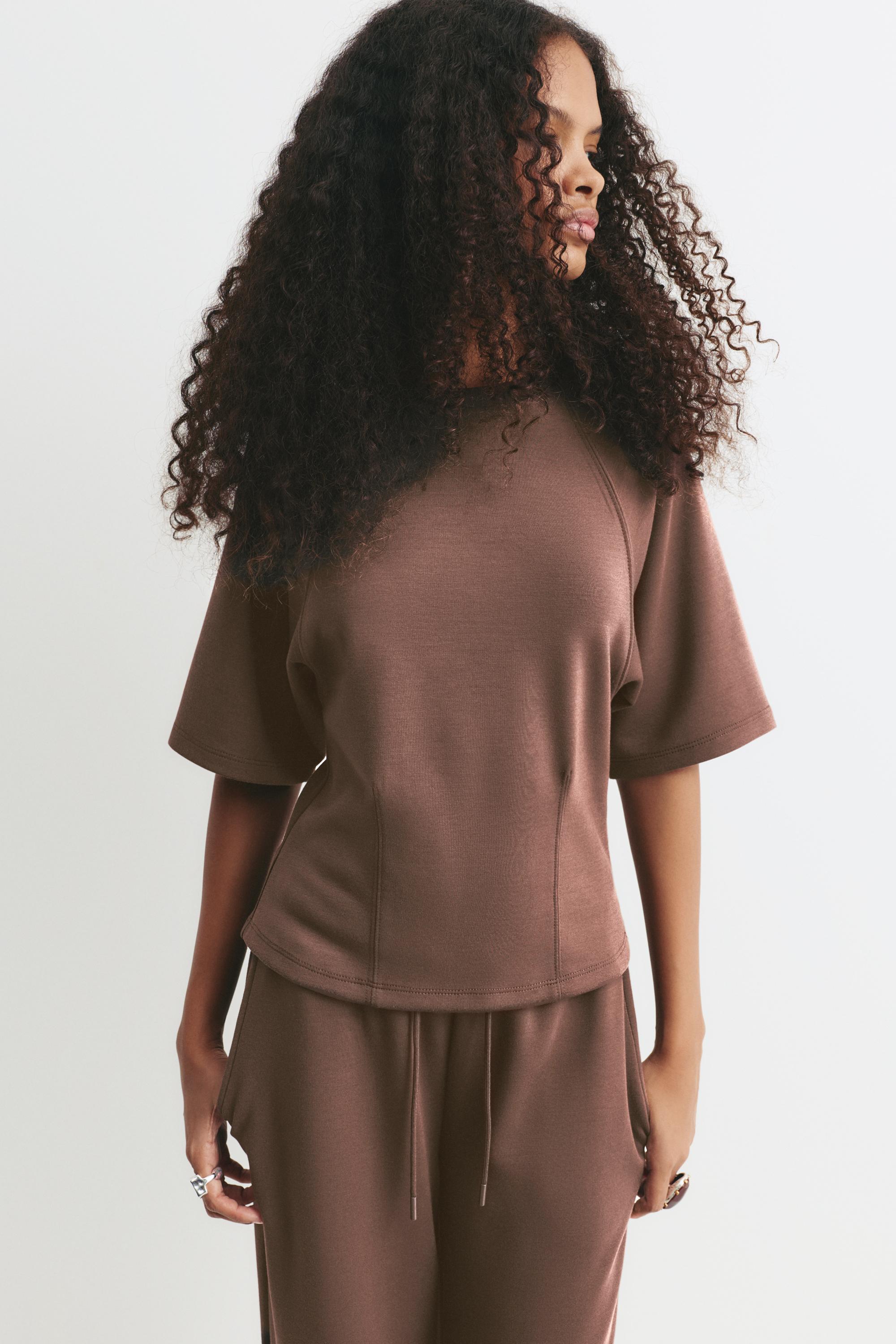 Soft touch short sleeve sweatshirt — Brown