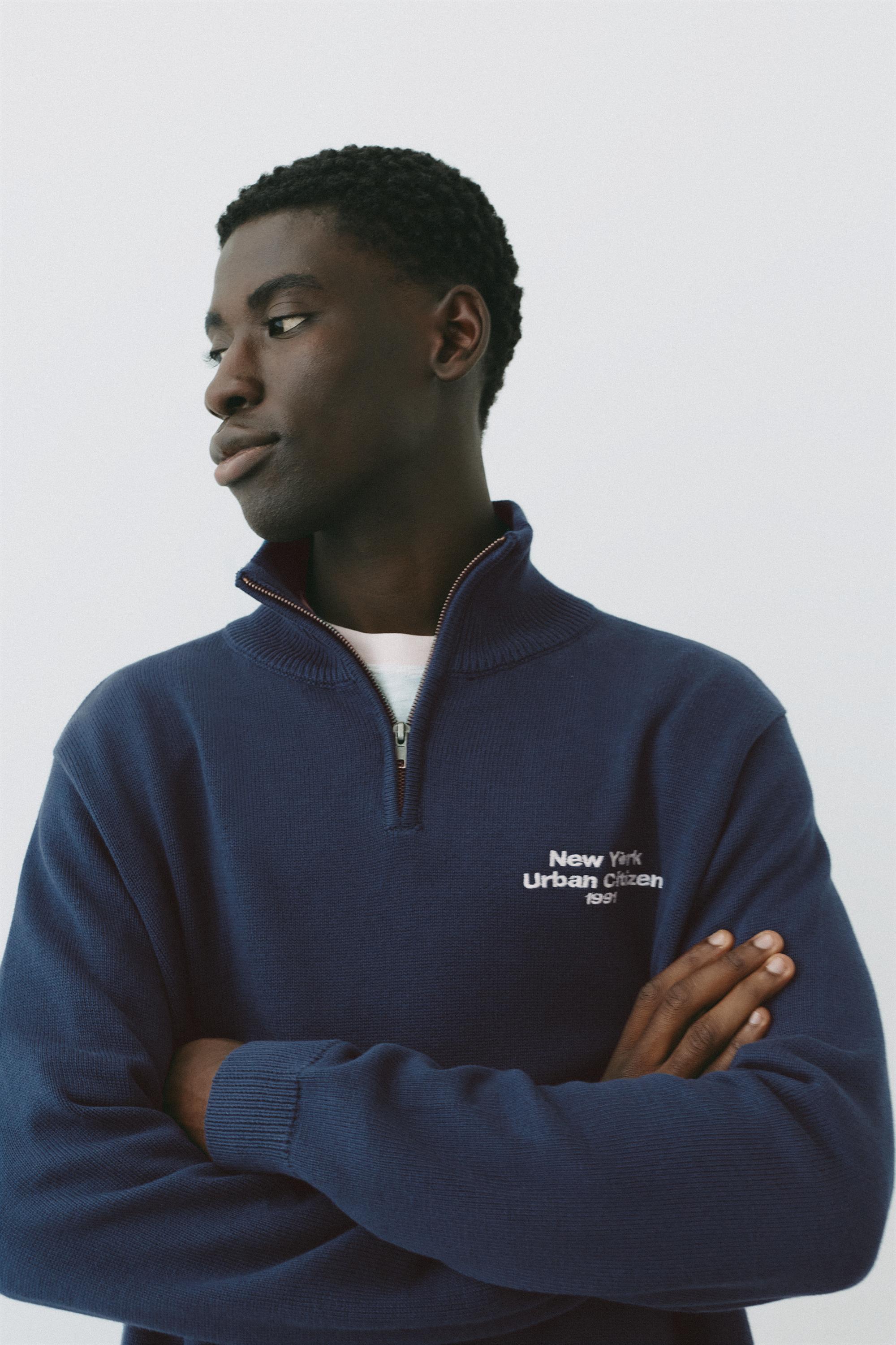 Embroidered quarter-zip sweatshirt — Indigo blue