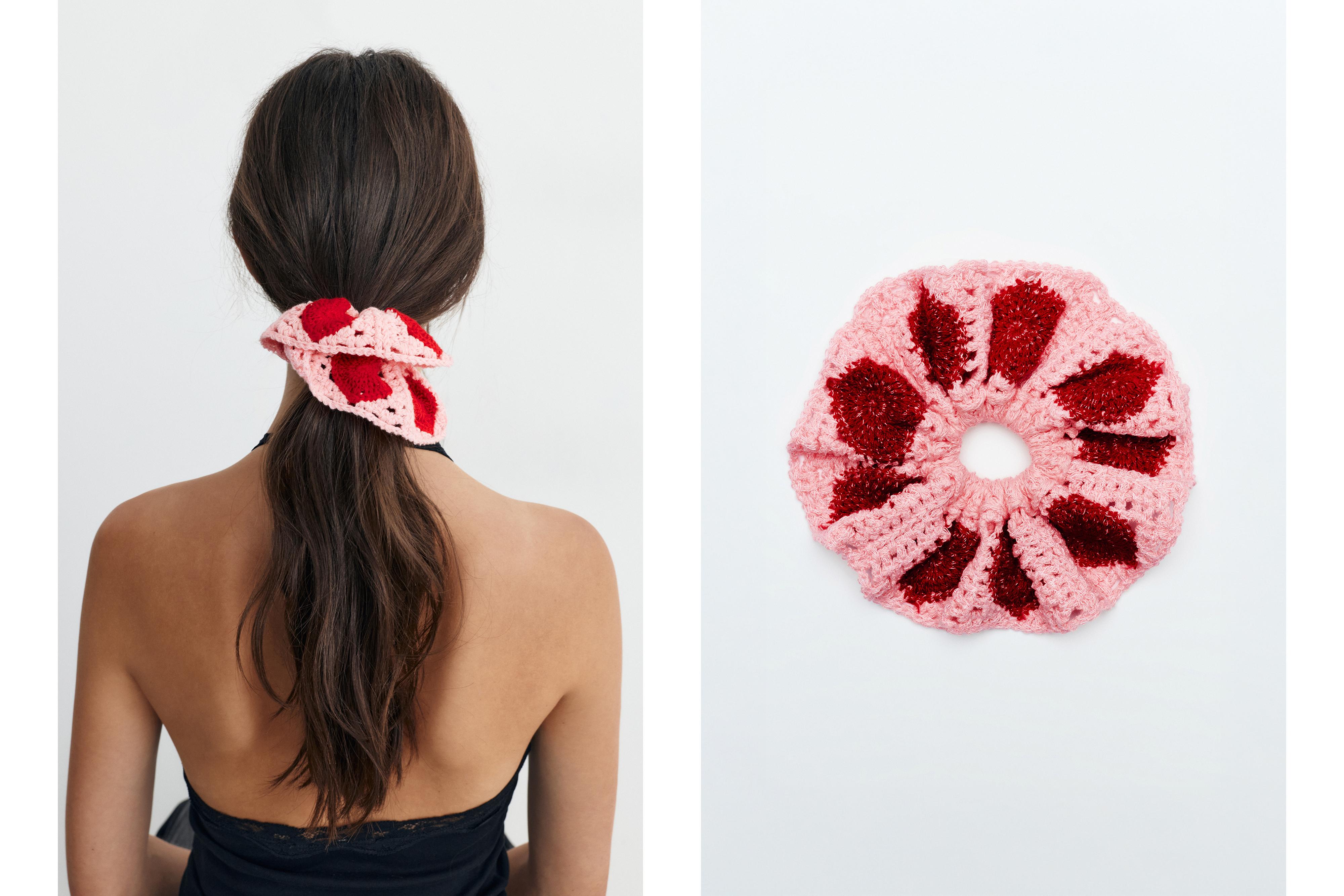 Crochet heart scrunchie — Pink