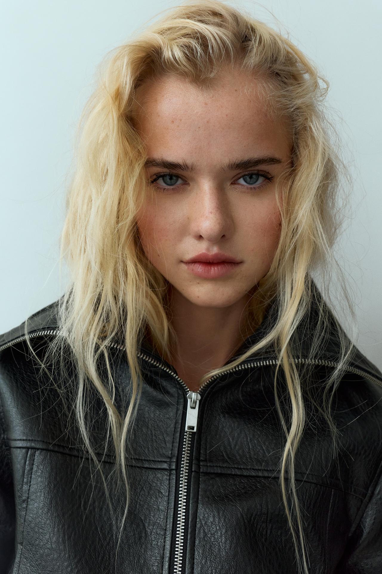 Ribbed leather effect bomber — Black
