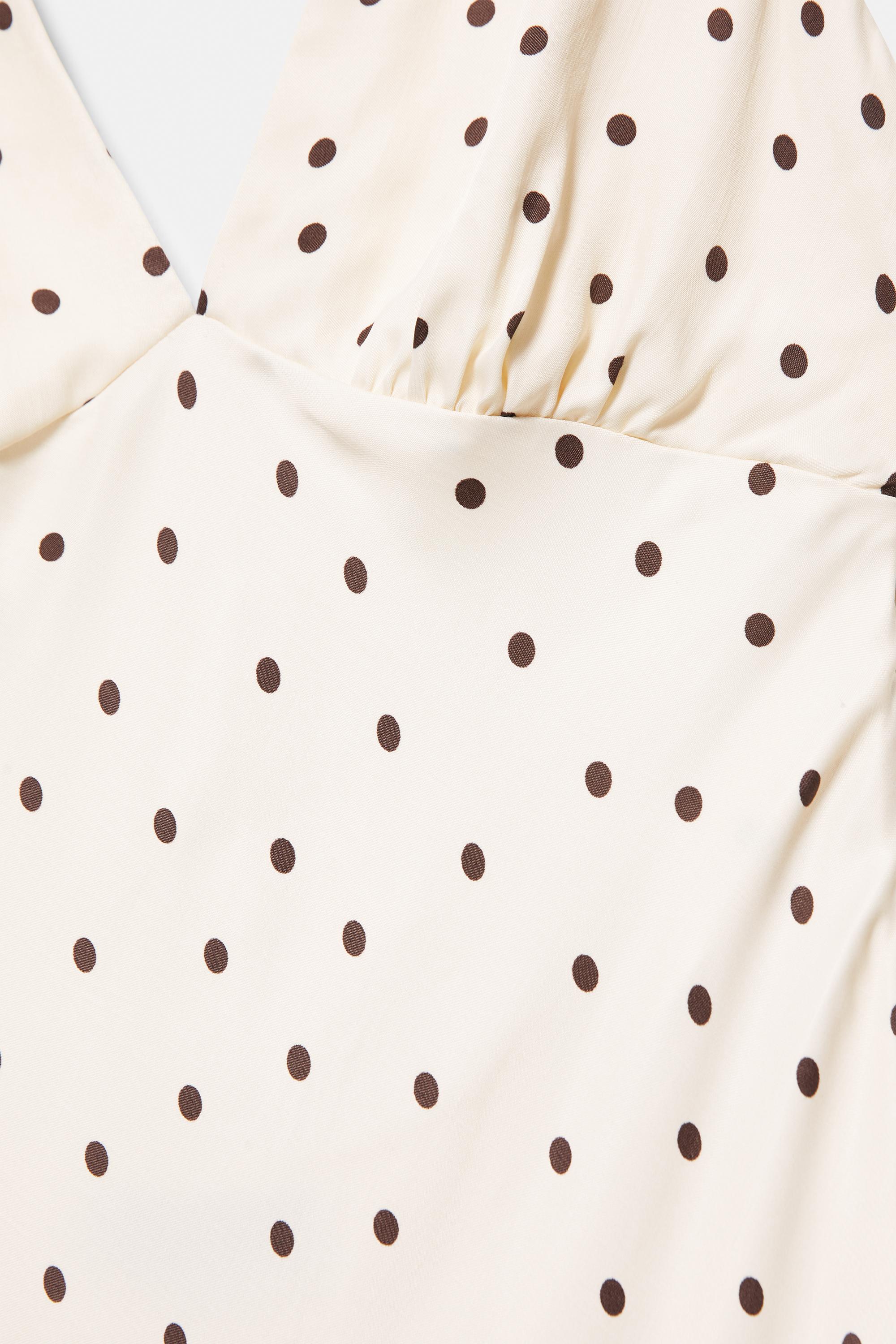 Saten puantiyeli askılı sırt dekolteli elbise - Görsel 4