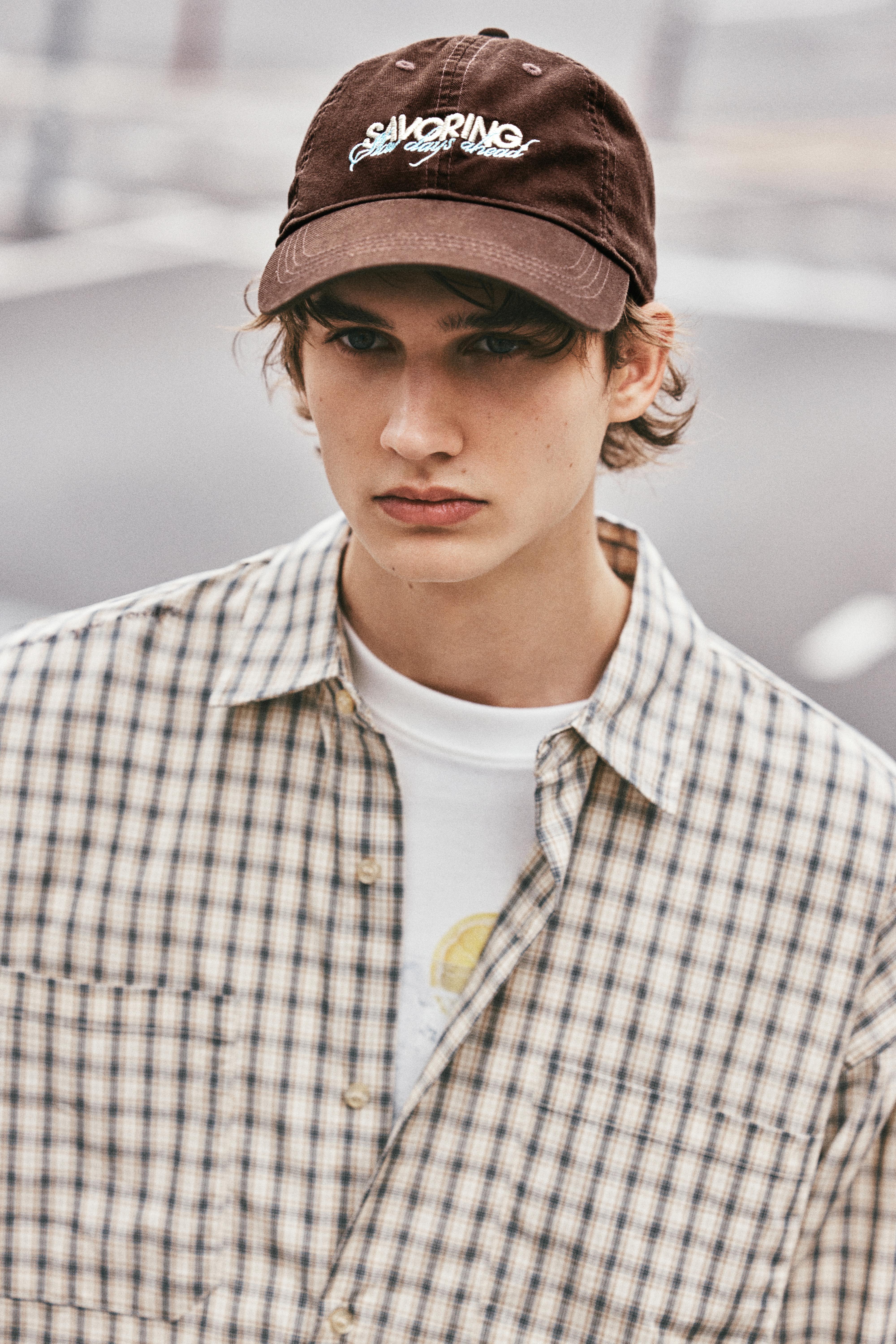 Pull&Bear Savoring İşlemeli Şapka görsel 8