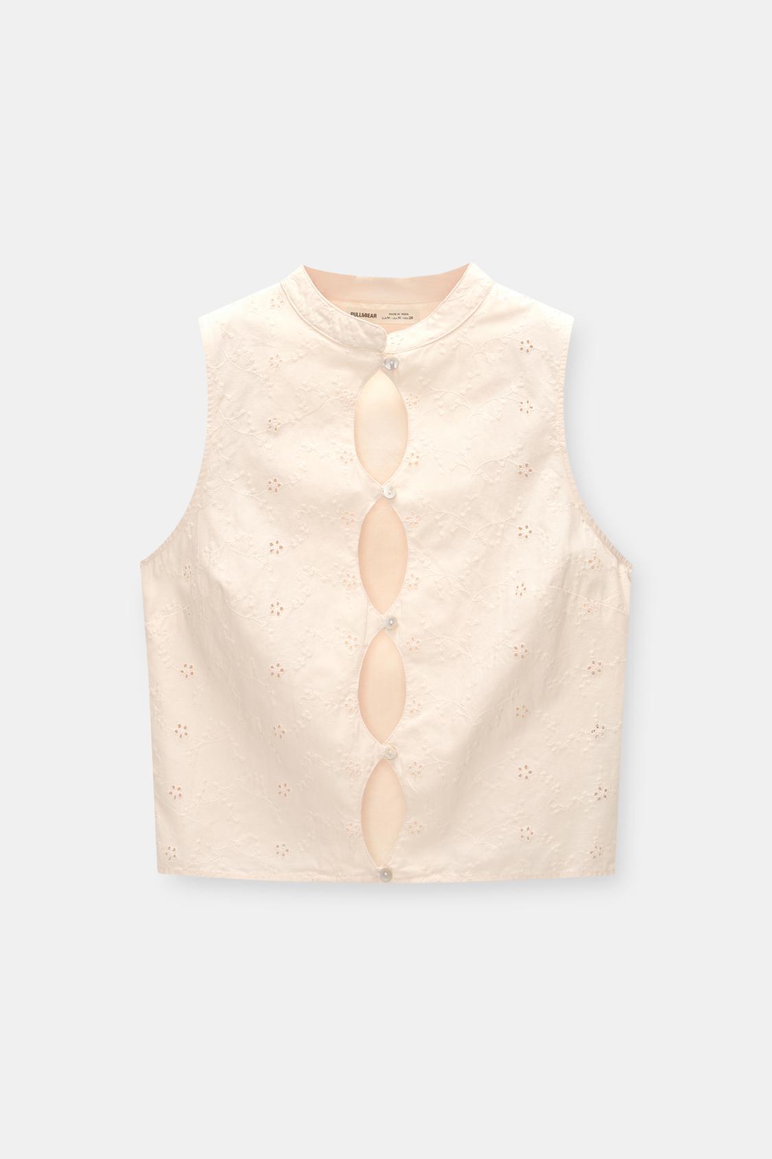 Rustic Swiss embroidery top - pull&bear 