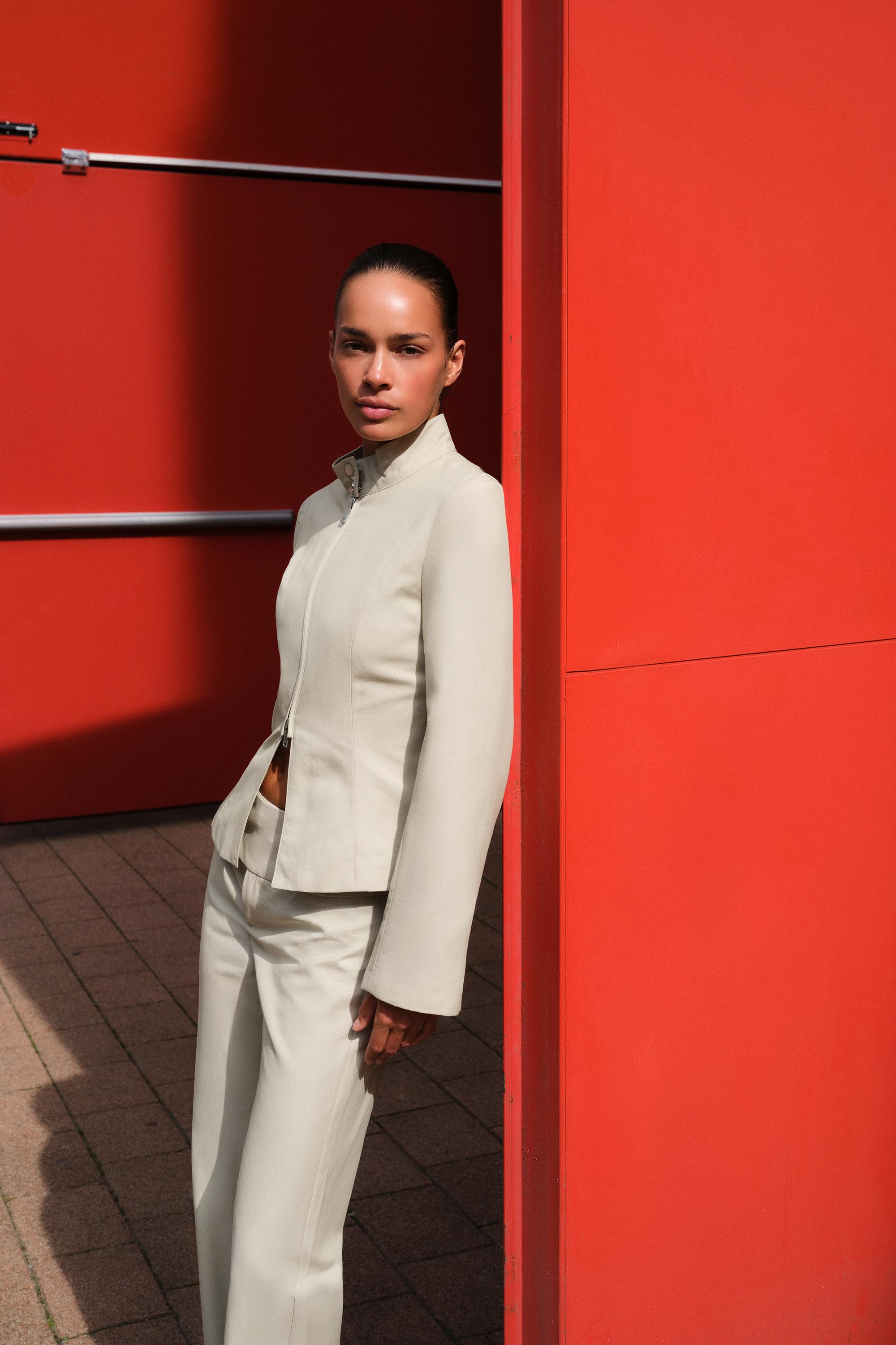 Fitted high neck jacket — Sand