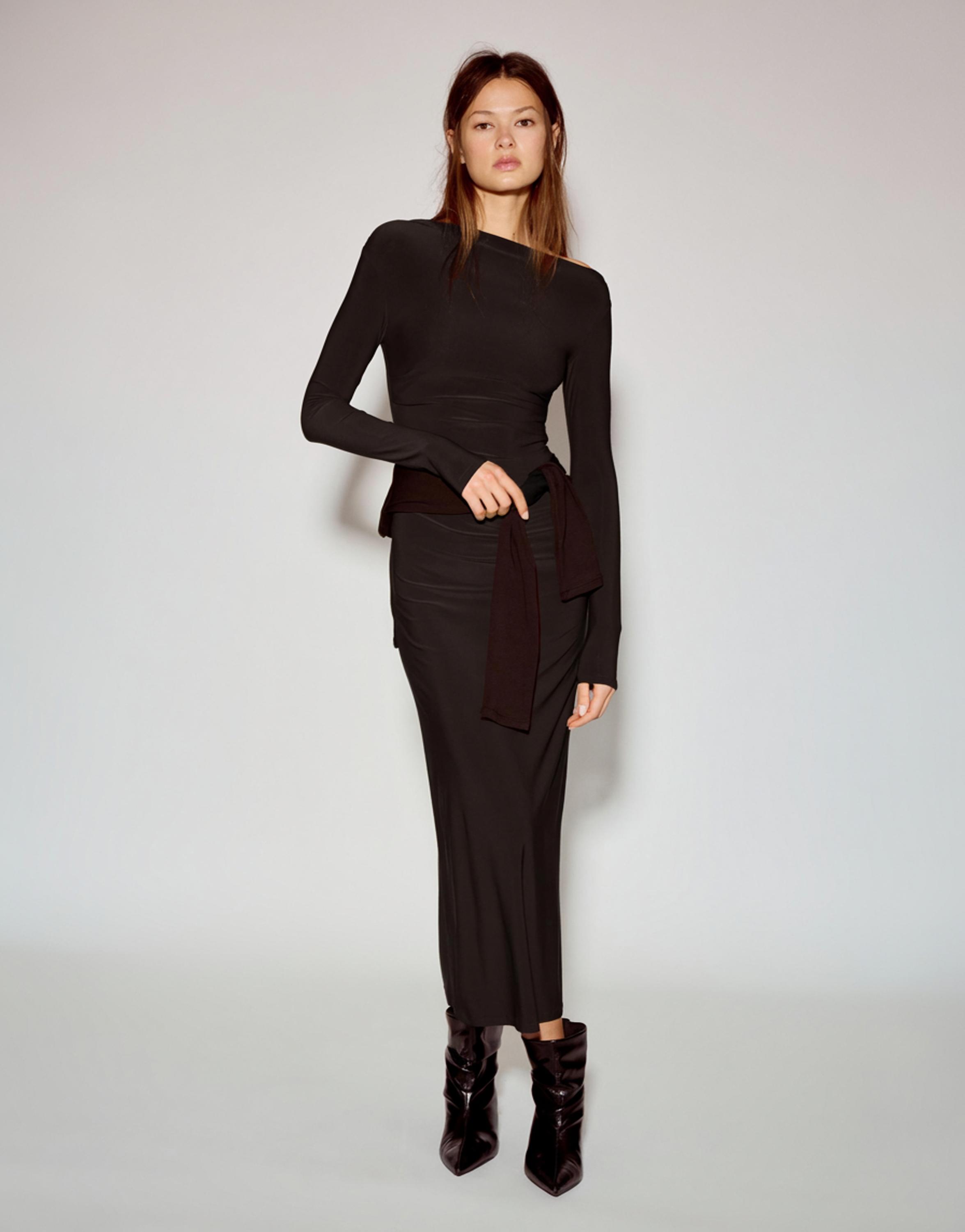 Drape detaylı yumuşak midi elbise - Görsel 45