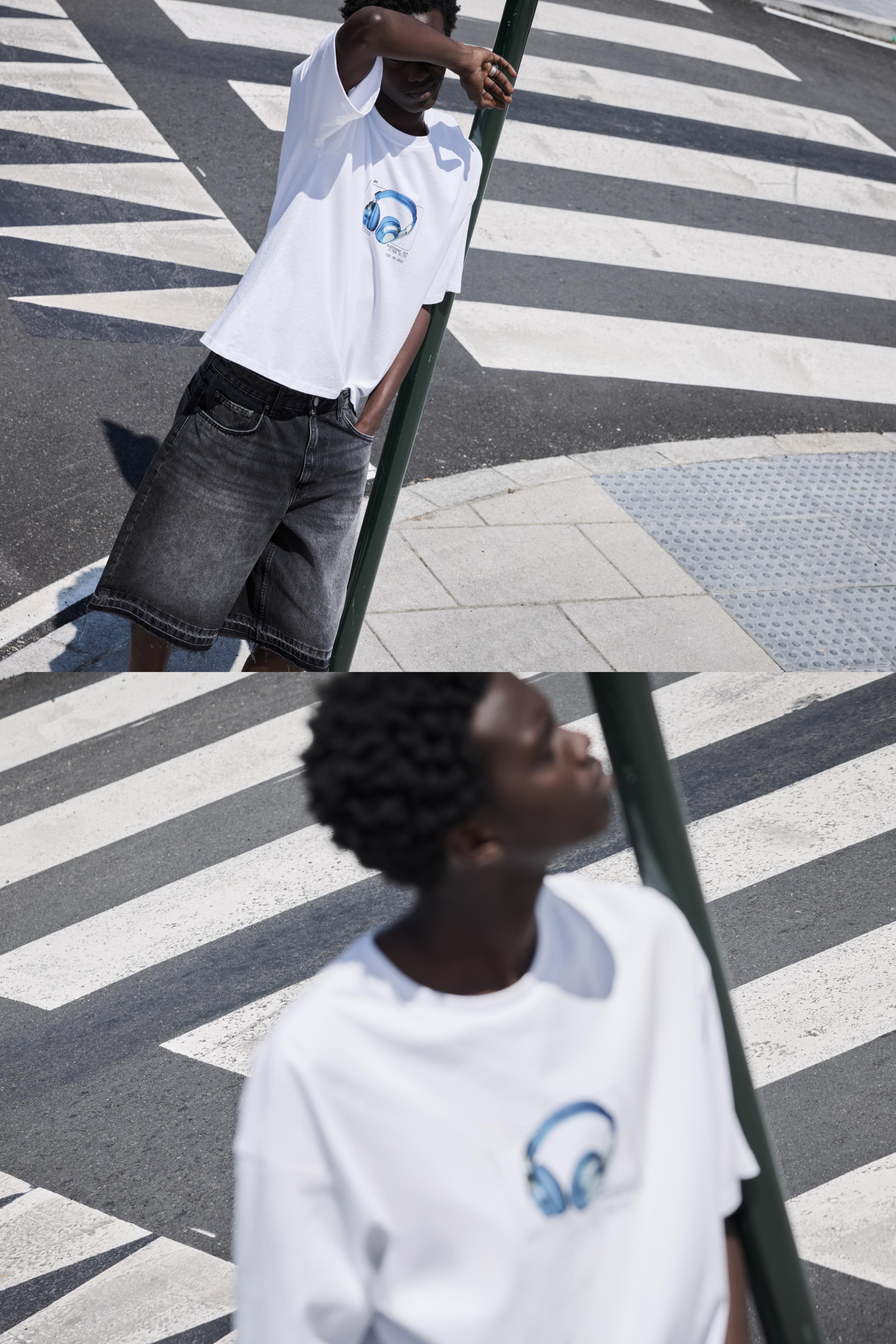 STWD T-shirt with headphones graphic — Off white