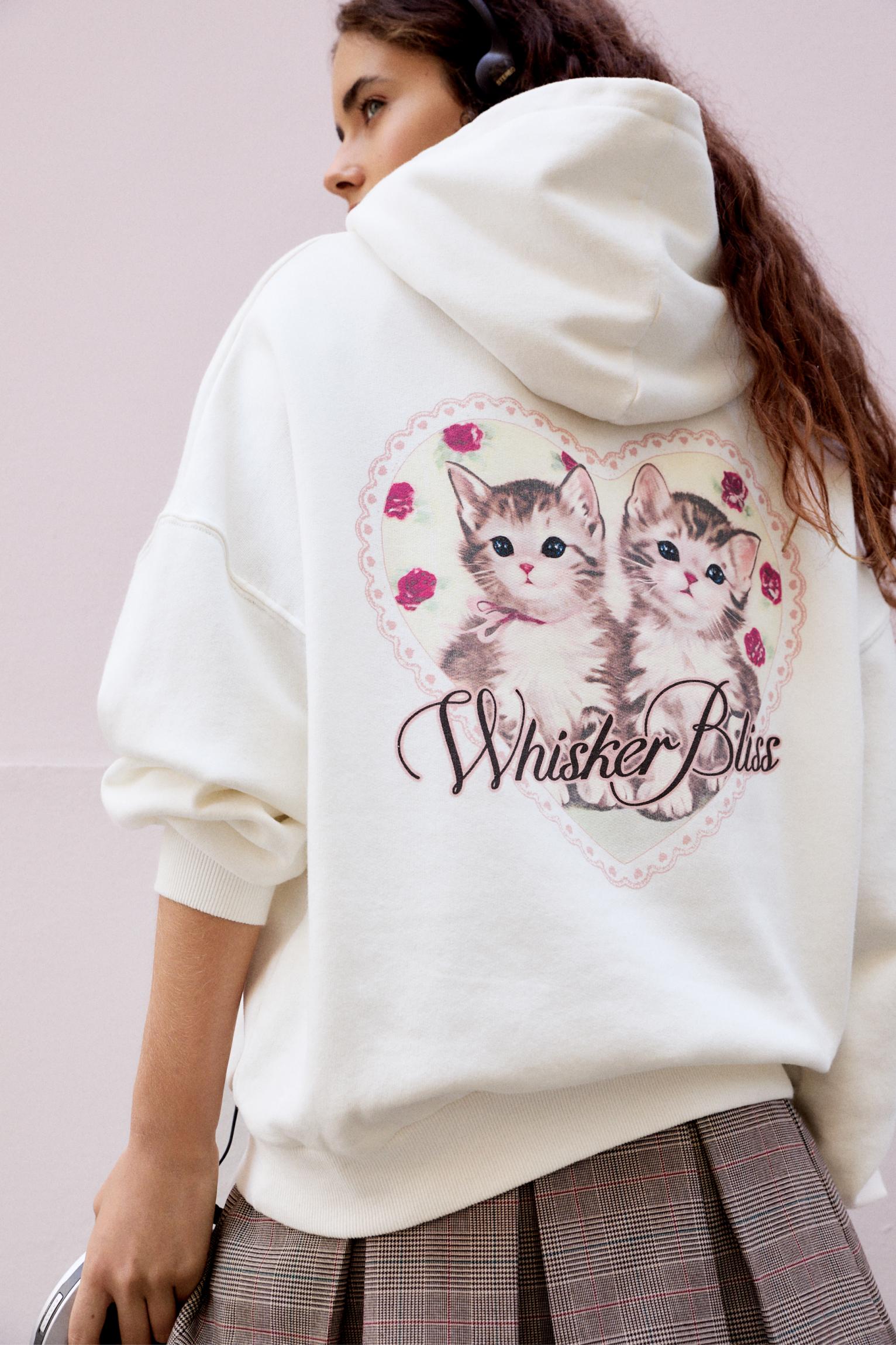 Kedi baskılı kapüşonlu sweatshirt_11