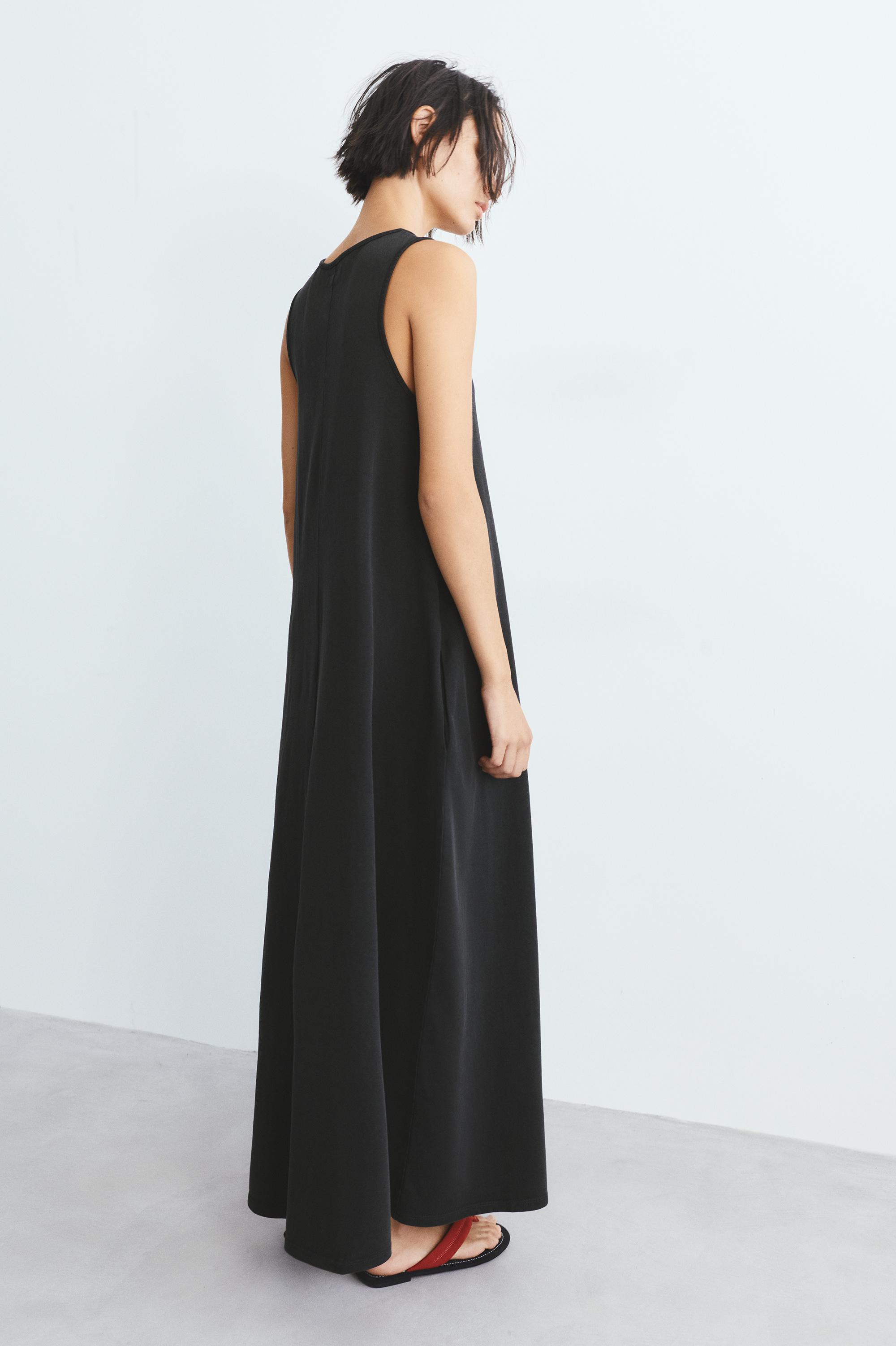 Long sleeveless dress — Anthracite grey
