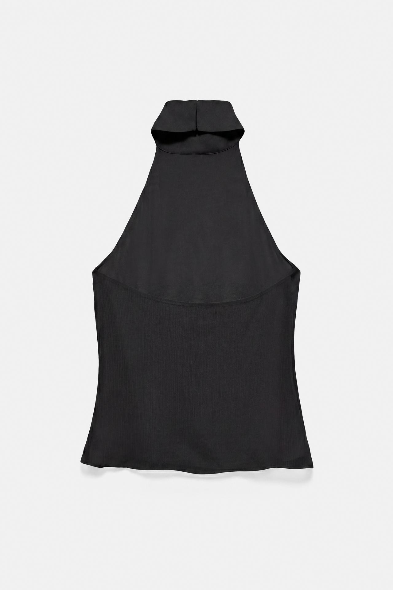 Flowing halter top — Black