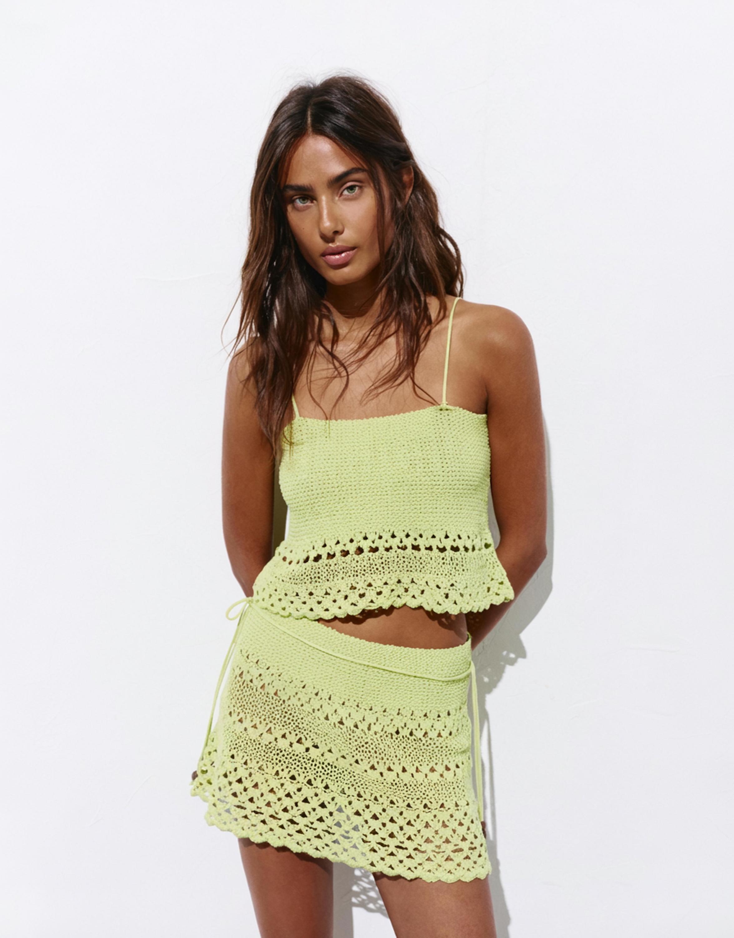 Crochet mini skirt — Lime