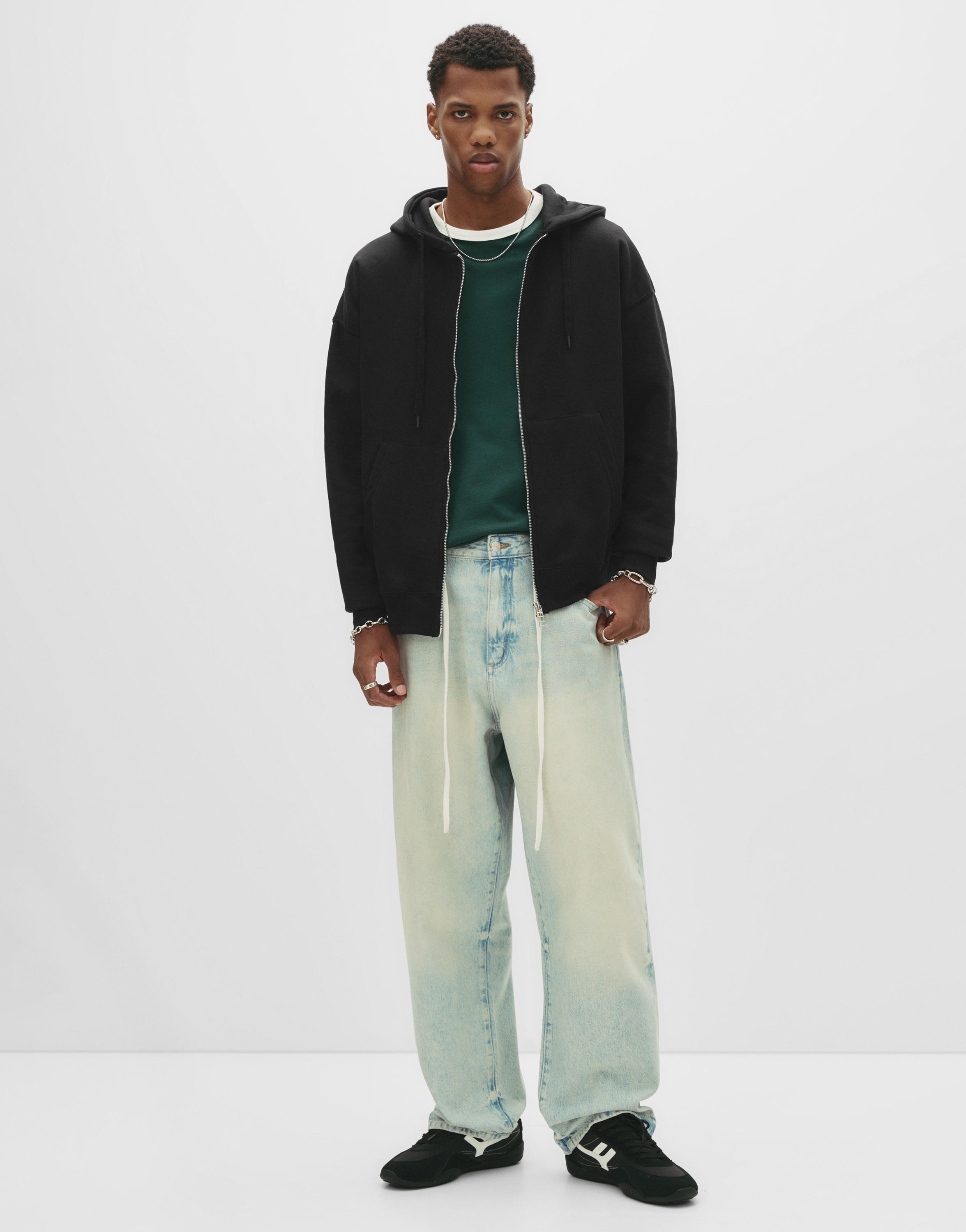 Basic kapüşonlu fermuarlı sweatshirt - Görsel 44