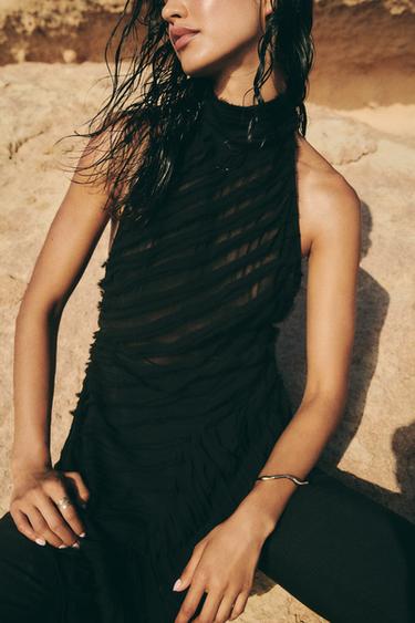 Textured open-back halter top — Black 3