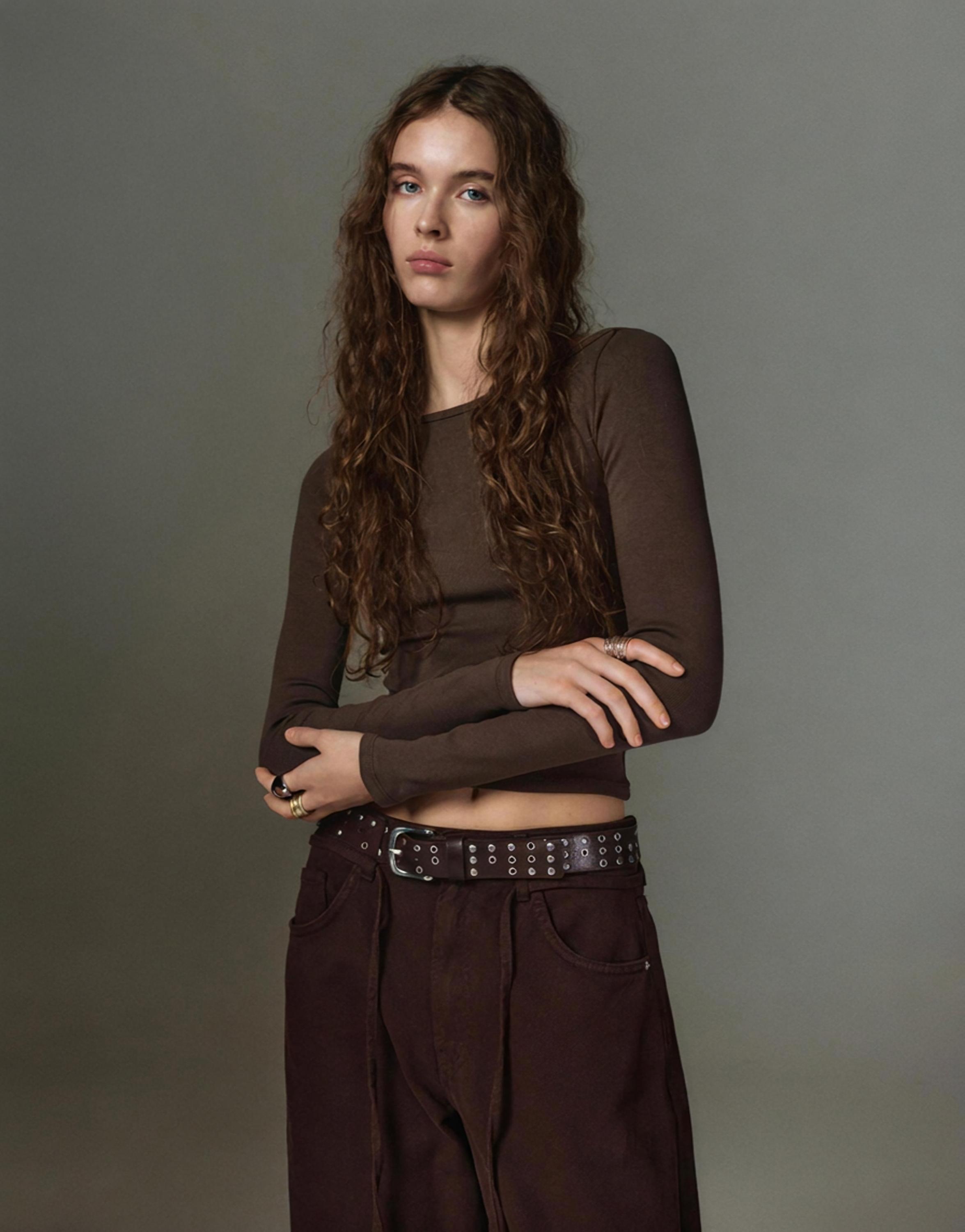 Long sleeve boat neck T-shirt — Brown