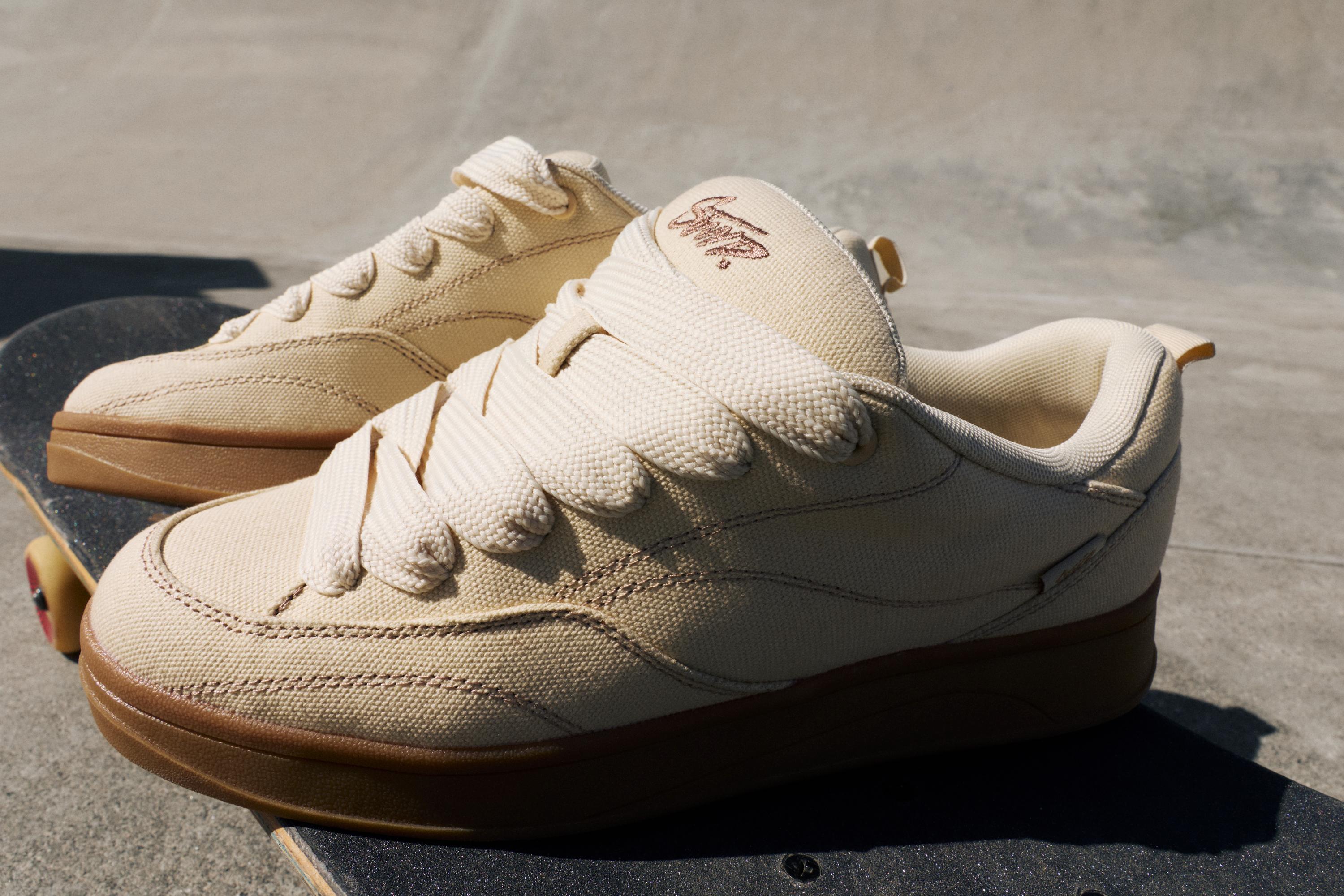 STWD skate trainers with stitching — Ecru