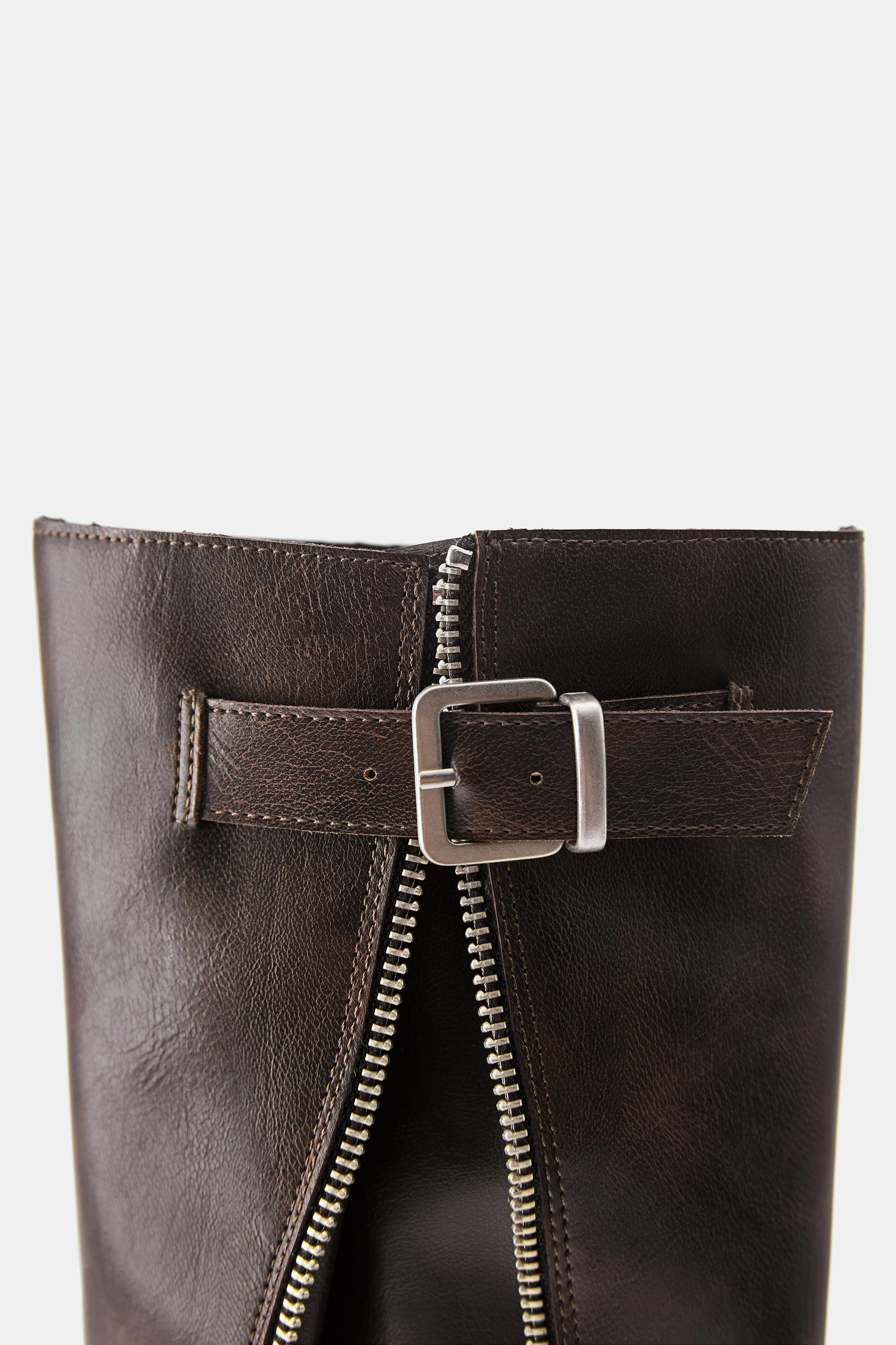 High-leg boots with decorative zip — Brown