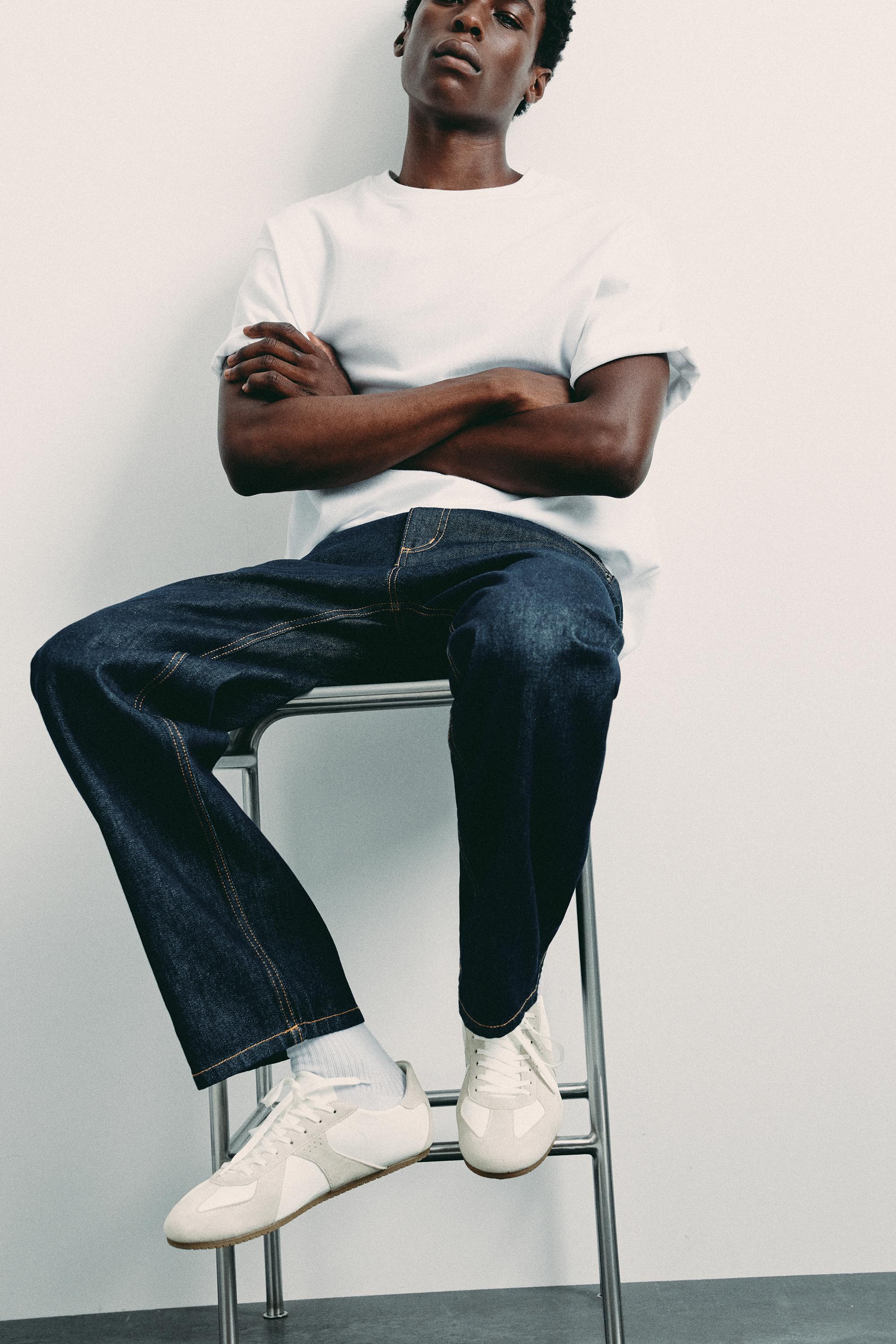 Casual trainers — White