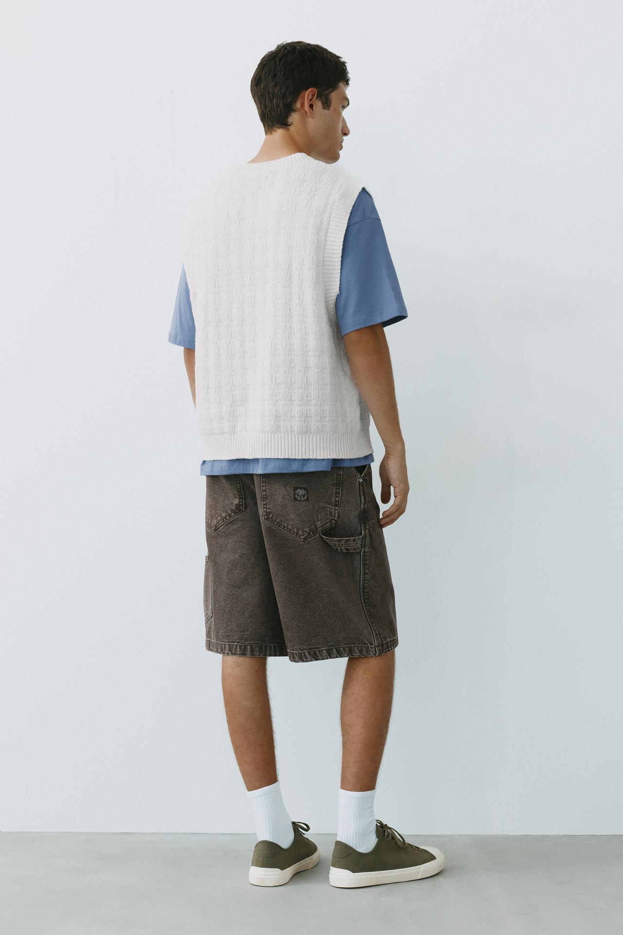 Bouclé vest — Bright white
