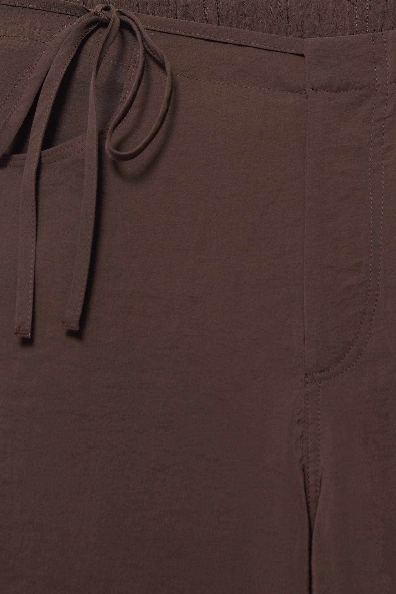 Drawstring flowing trousers — Brown