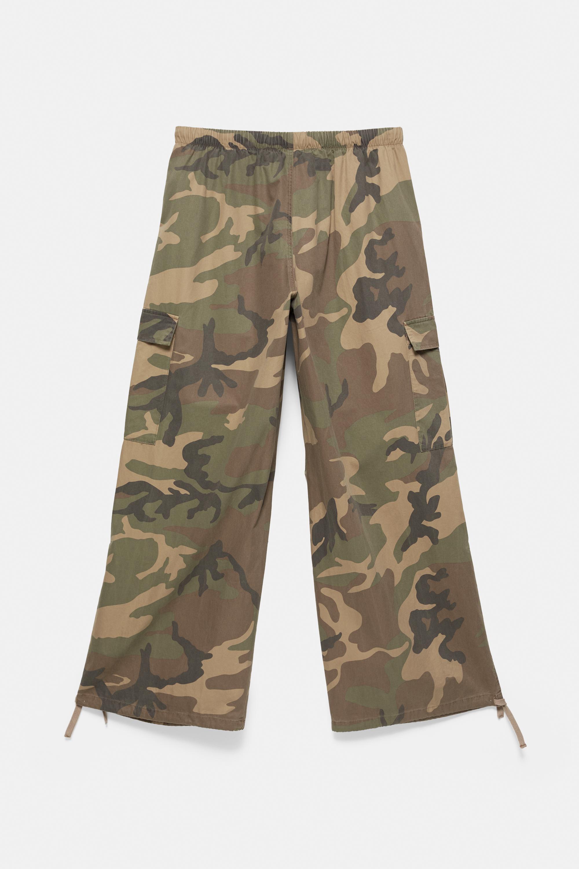 Printed parachute trousers — Khaki