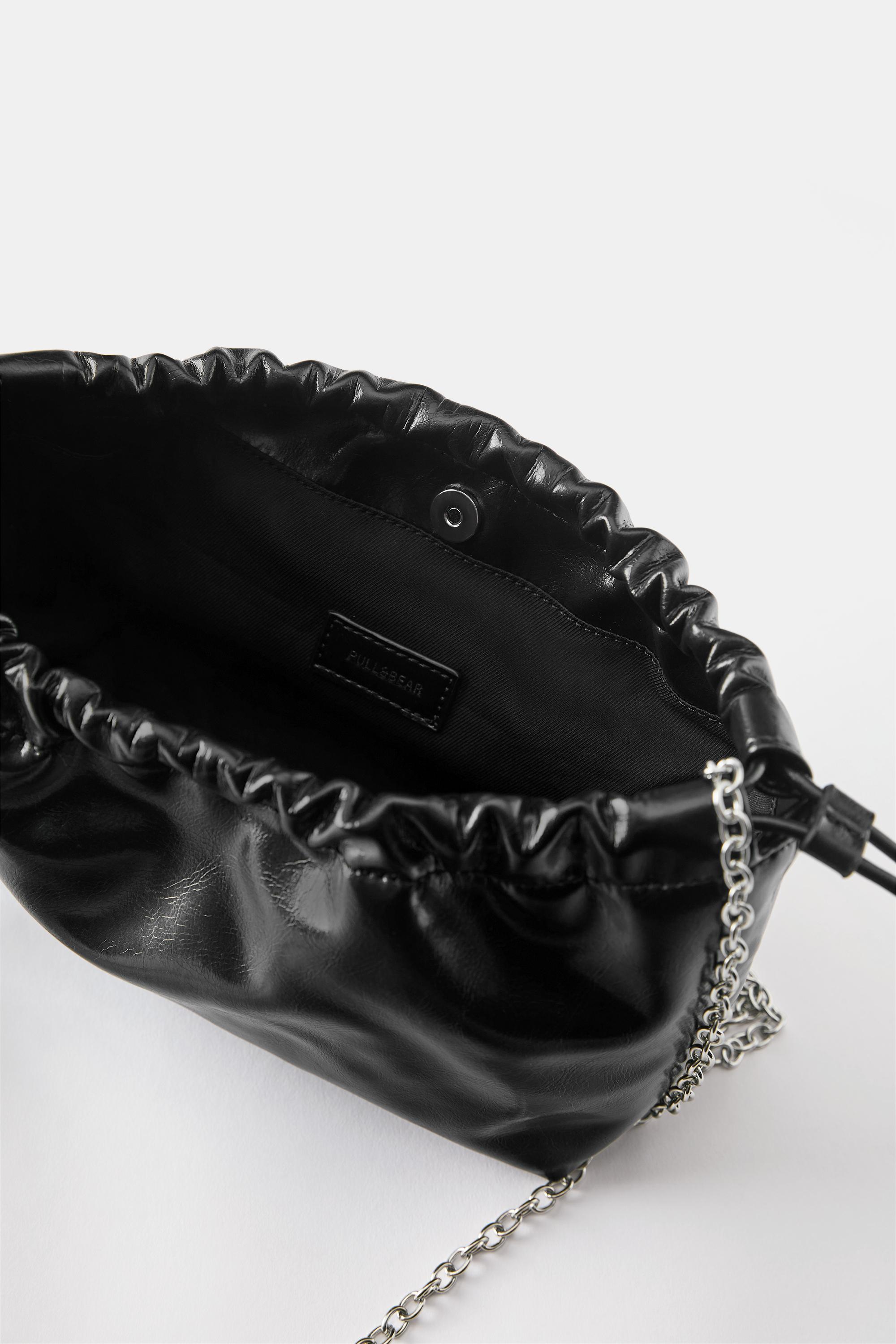 Bucket bag — Black