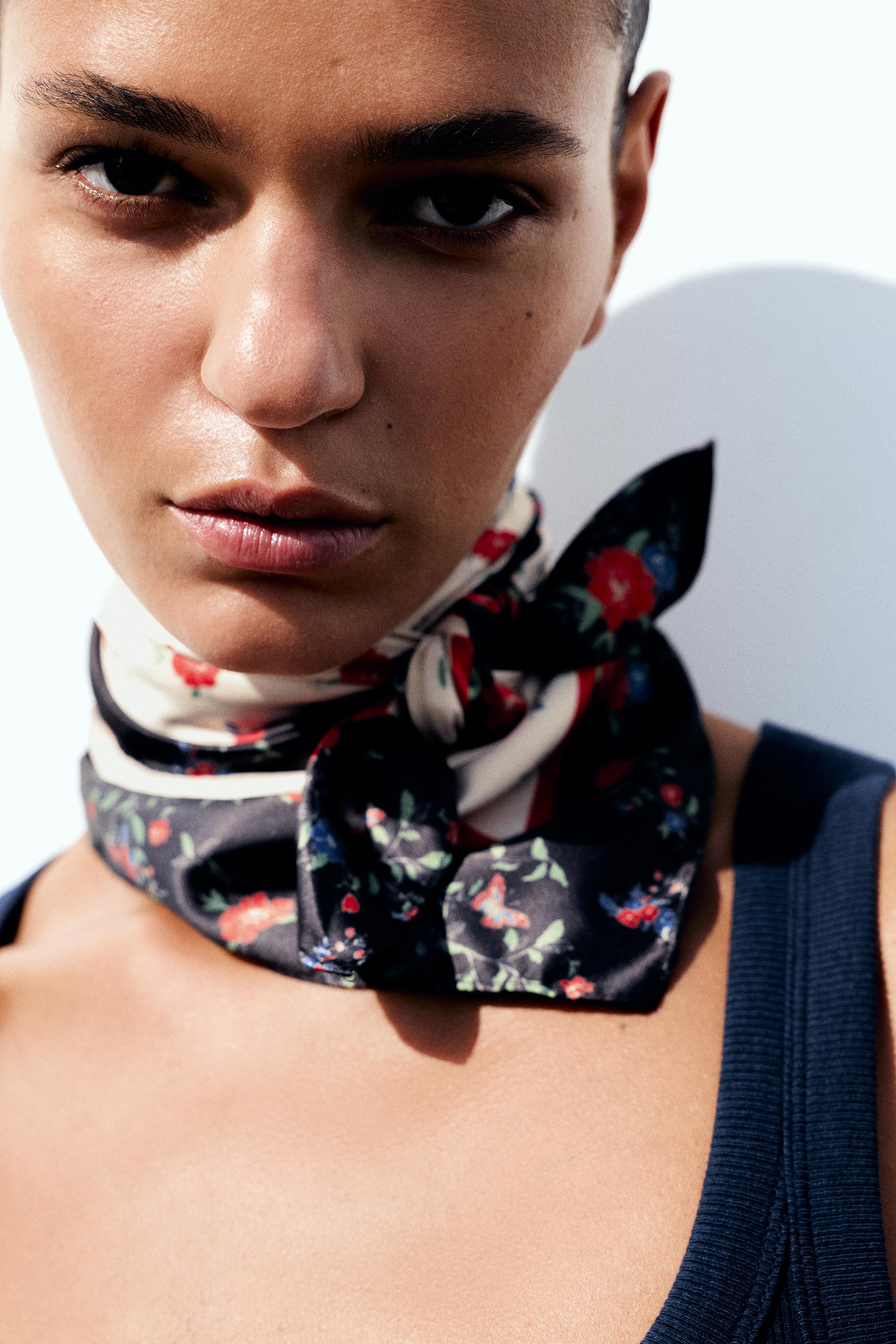 Floral satin scarf — Beige marl