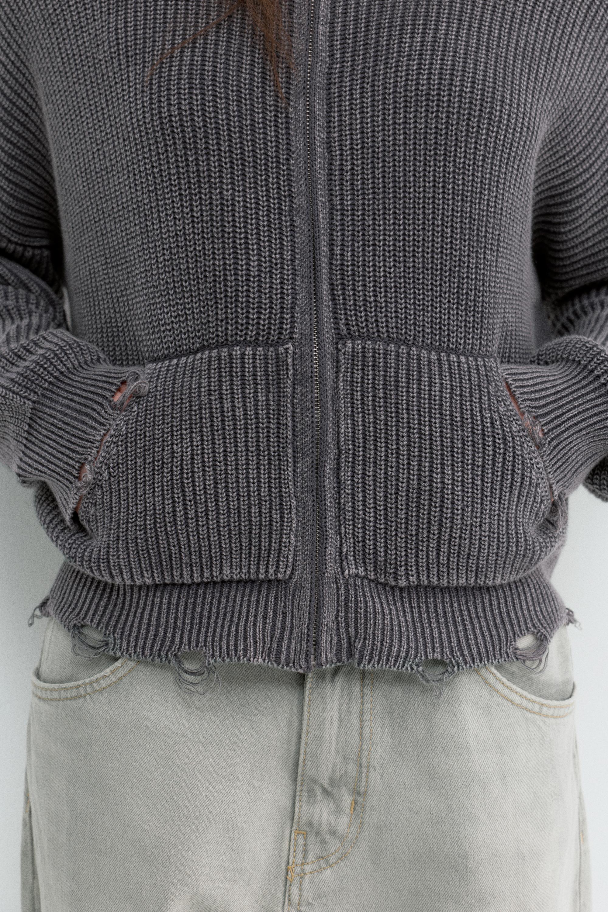 Yırtık detaylı fermuarlı hırka - Görsel 15