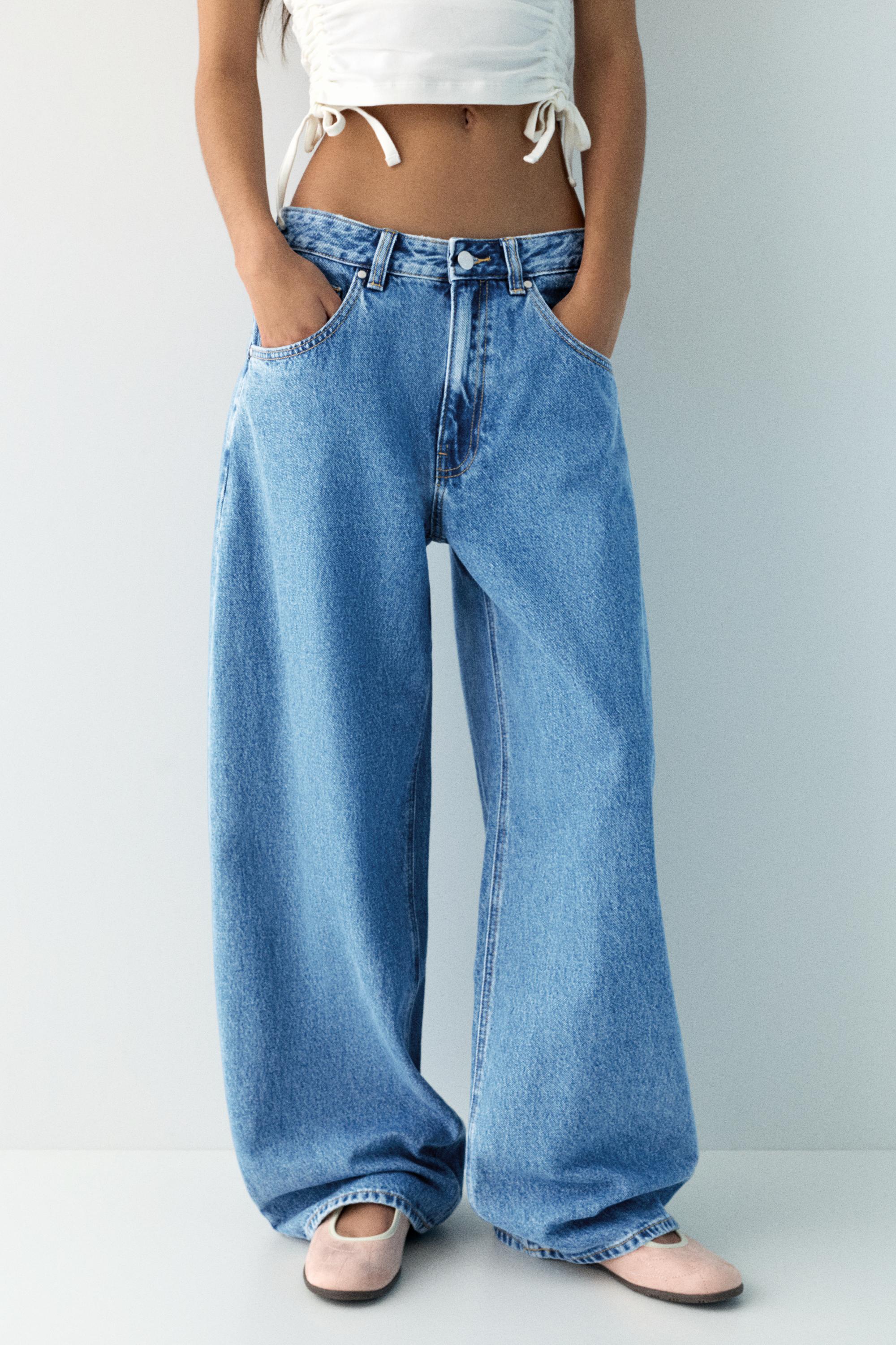 Balloon fit jeans with embroidered text — Medium blue
