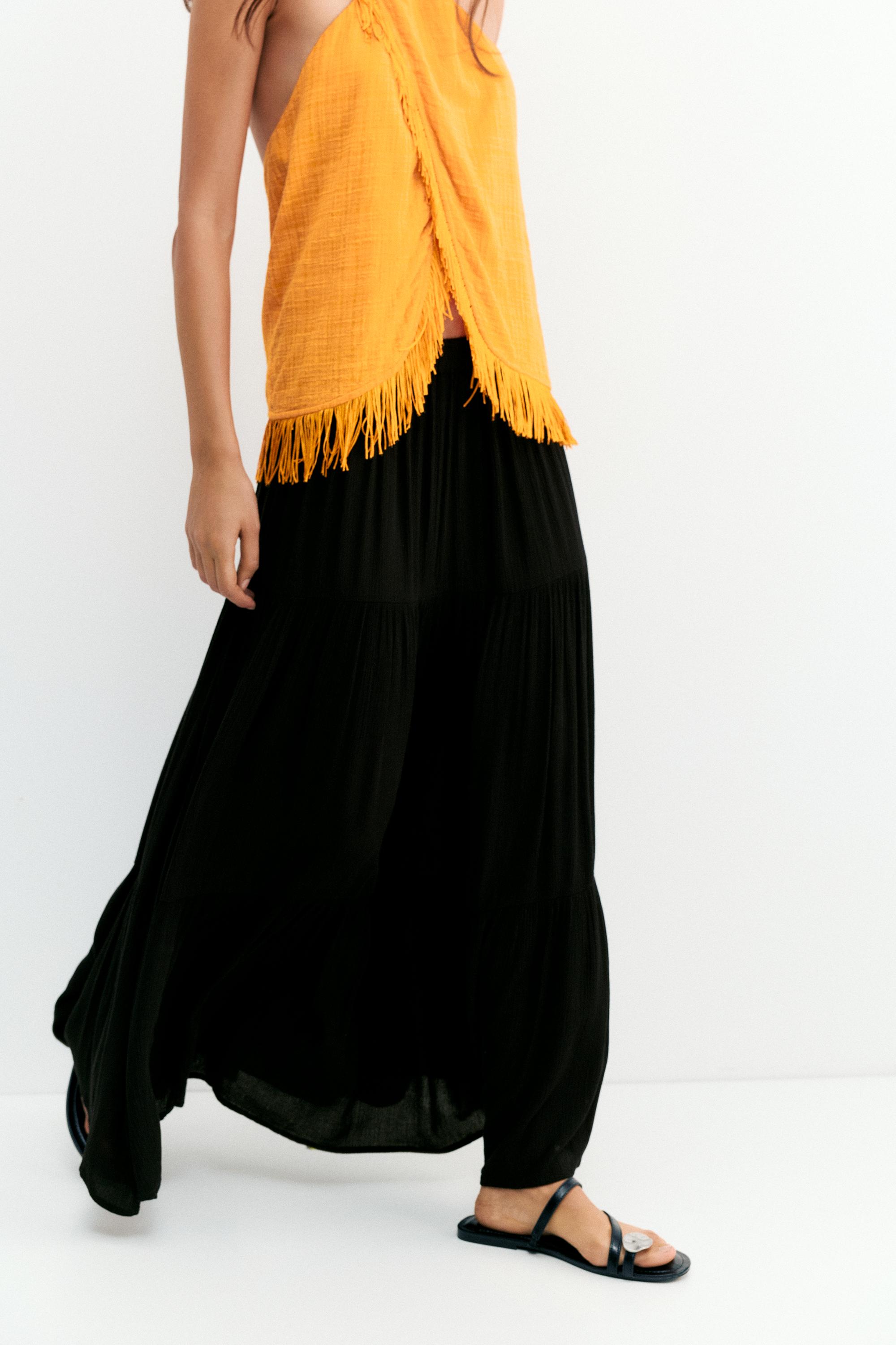 Flowy paneled midi skirt — Black