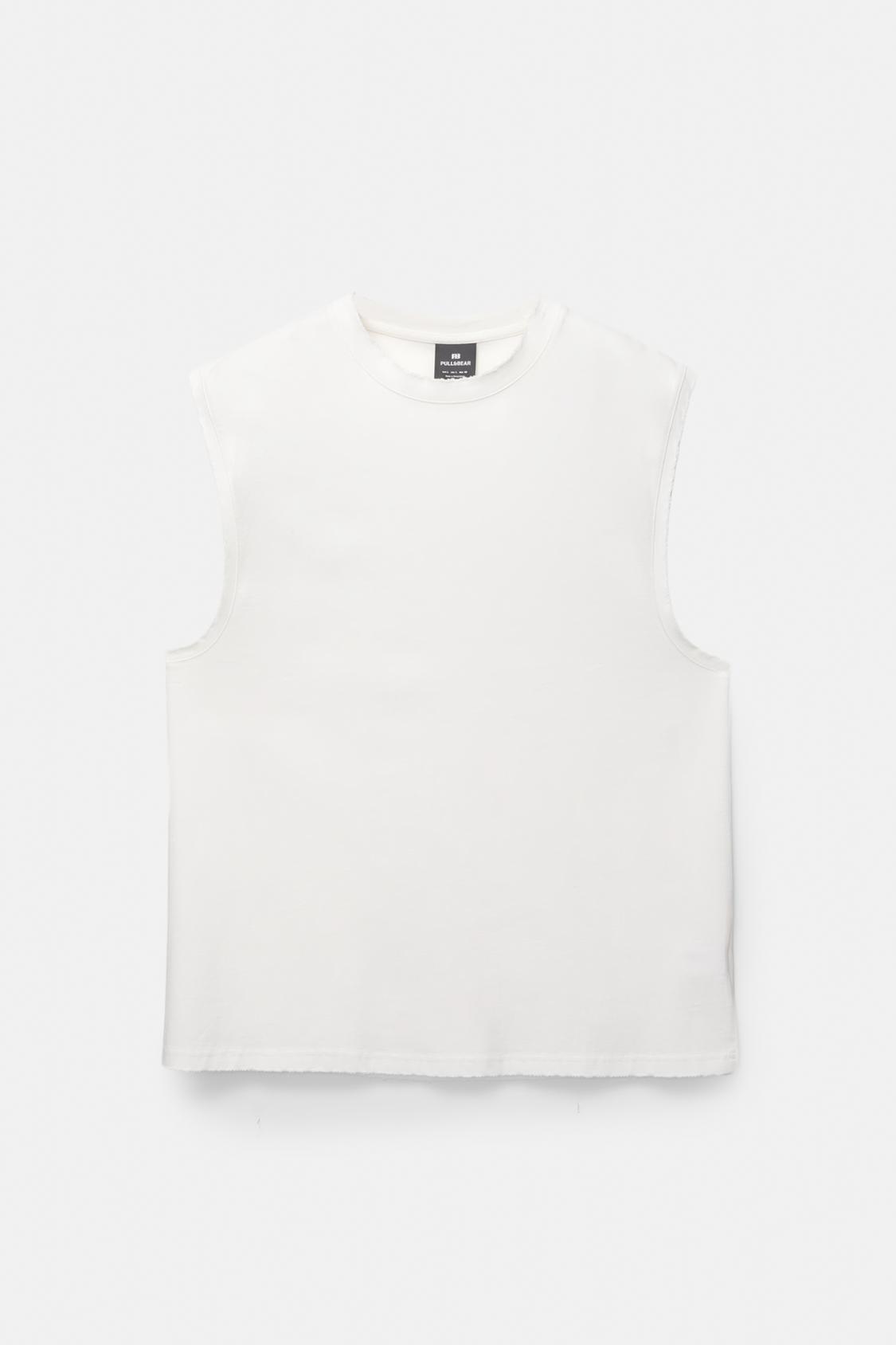 Boxy Football Camisa Franela Pull And Bear Una Camisa Blanca