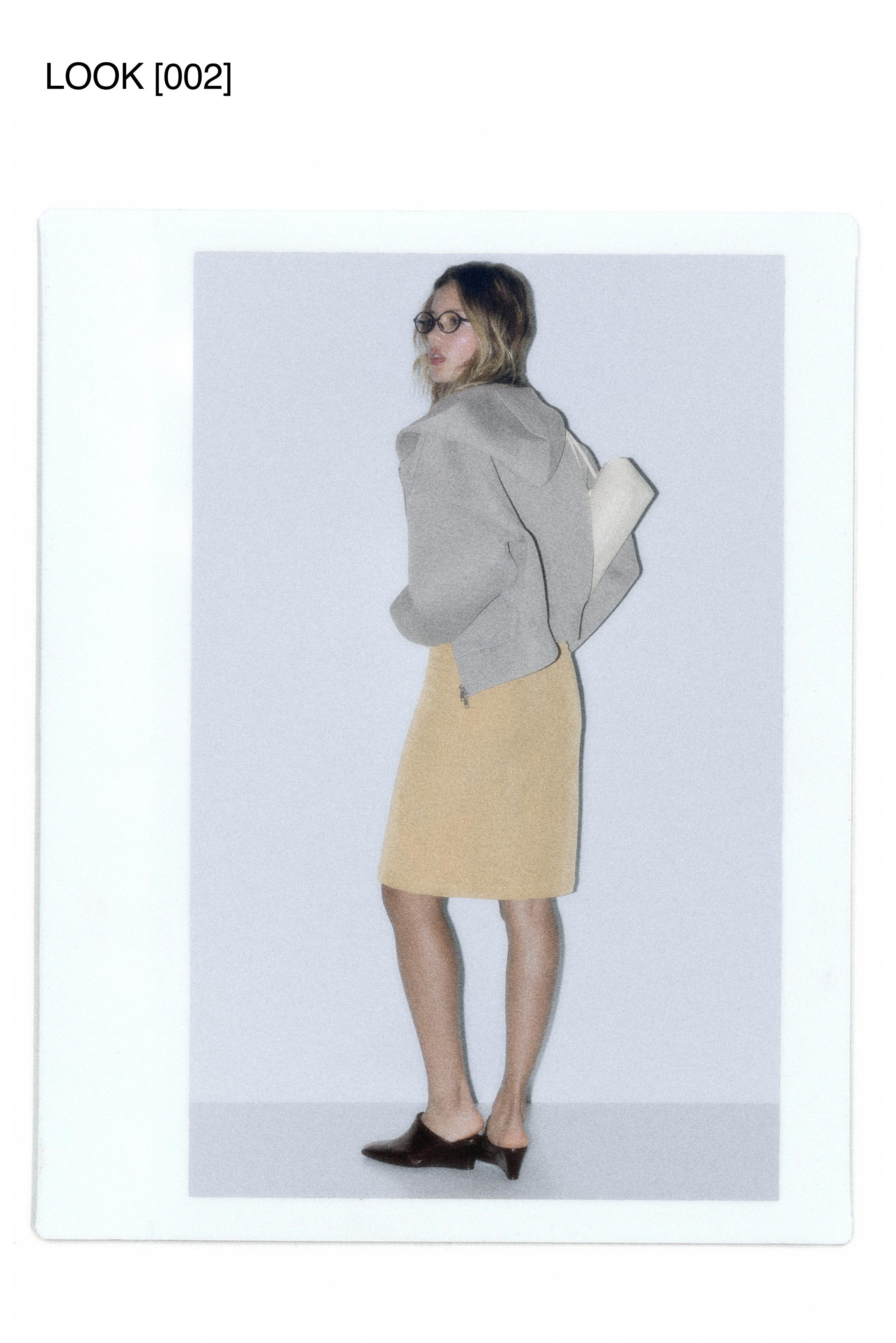 Straight buckle skirt — Medium camel