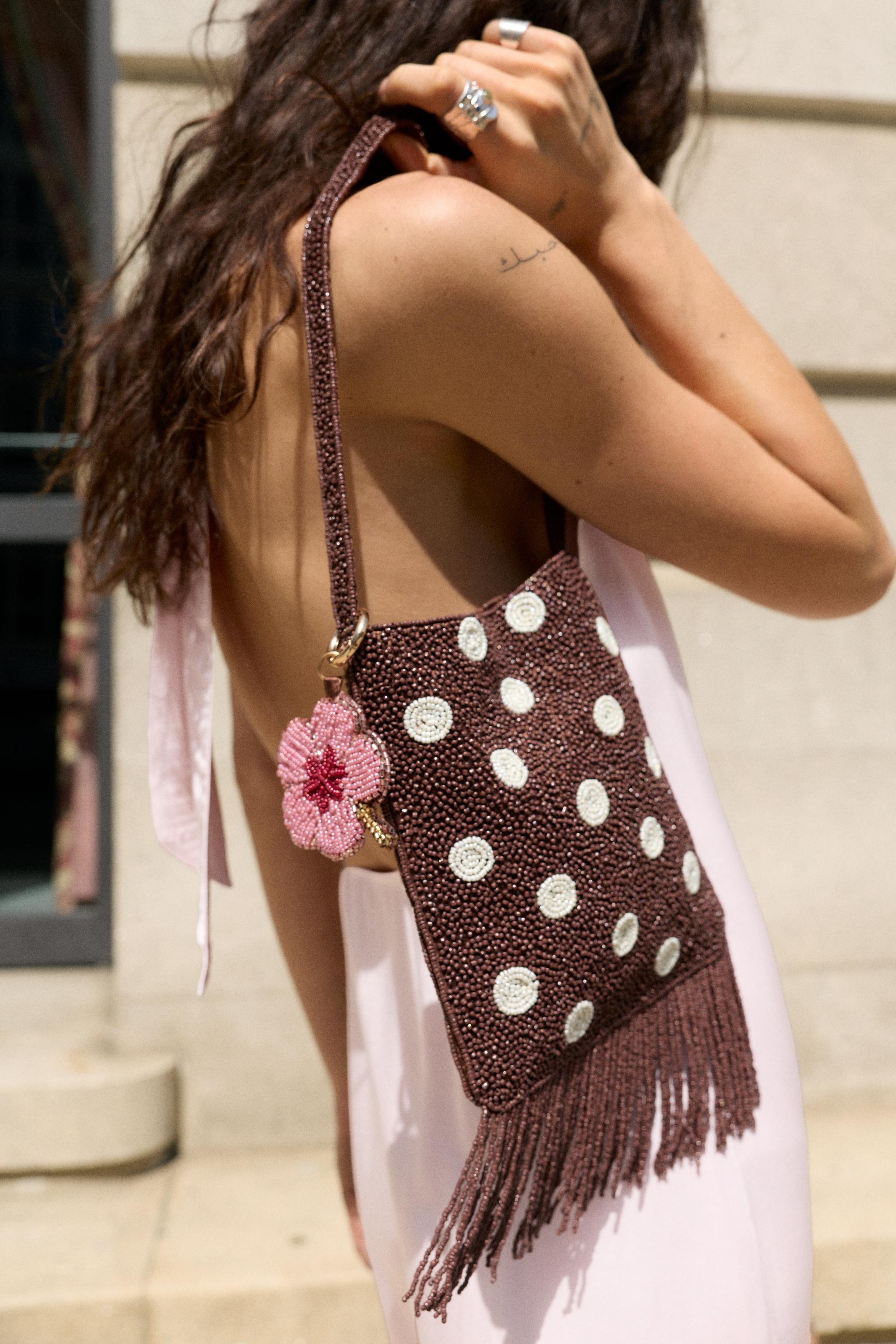 Puantiyeli payetli omuz çantası - Görsel 17