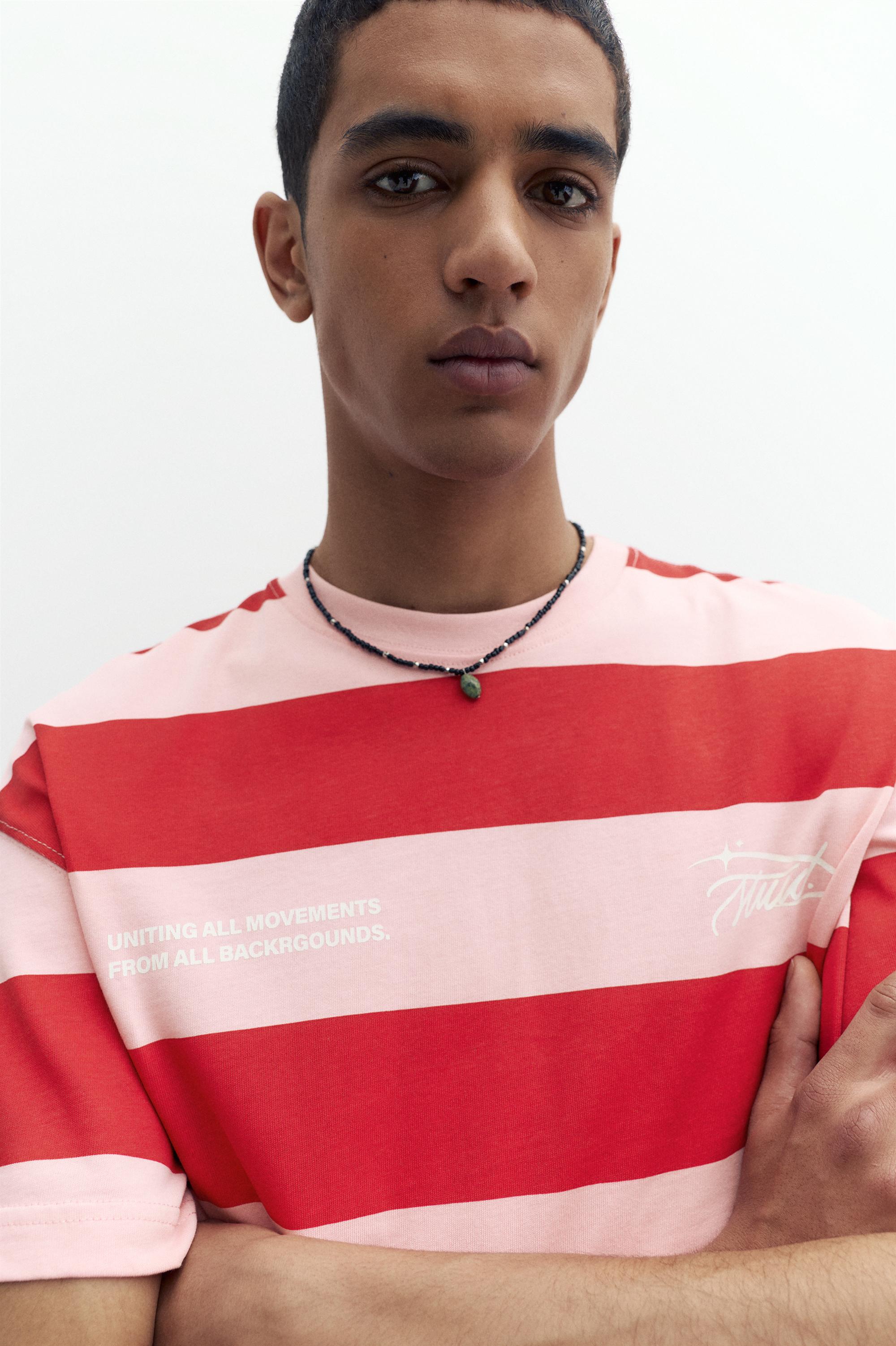 Kısa kollu çizgili tişört - Görsel 20